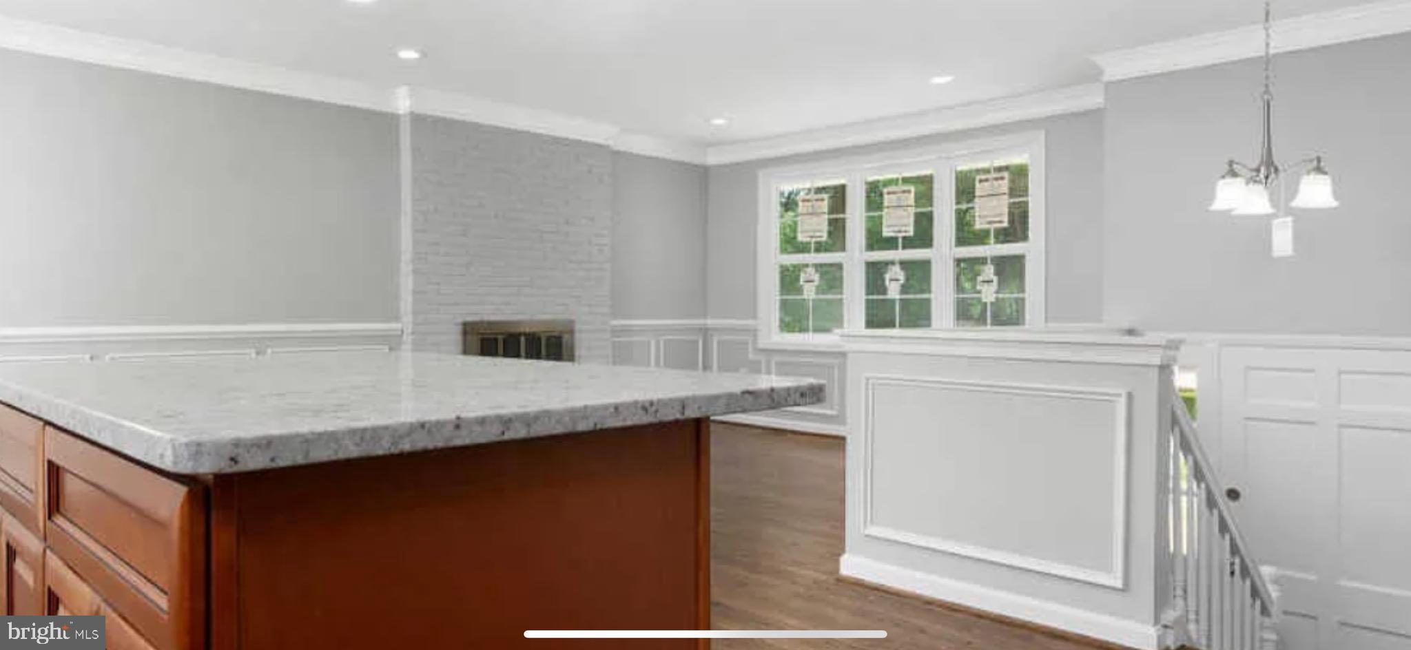 210 List Ave