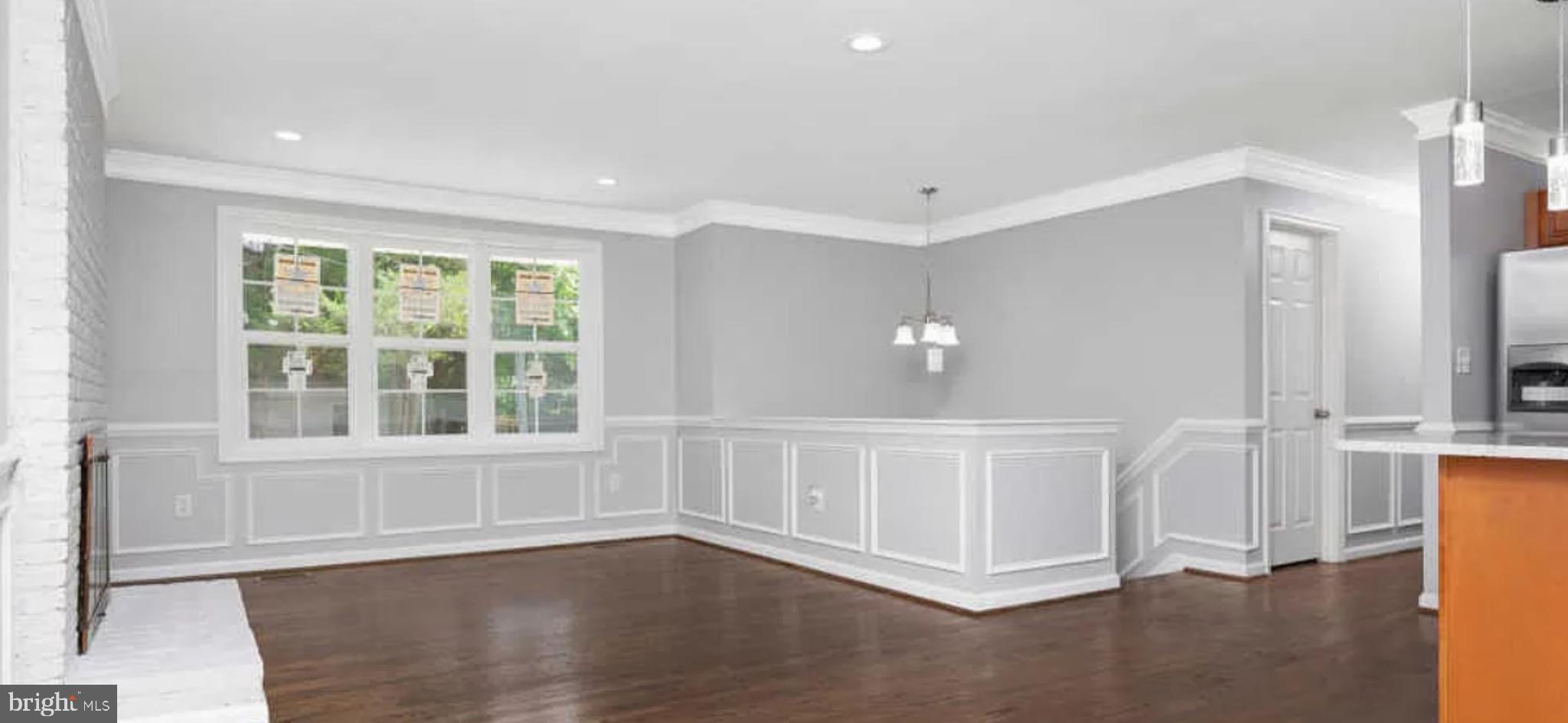 210 List Ave