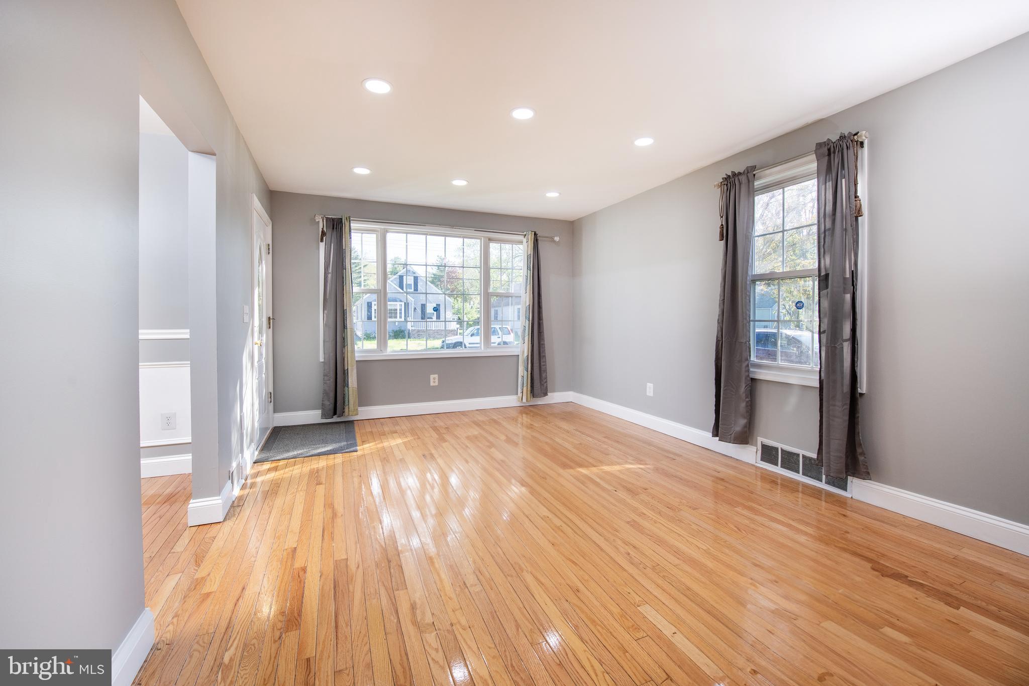 212 Linda Ave