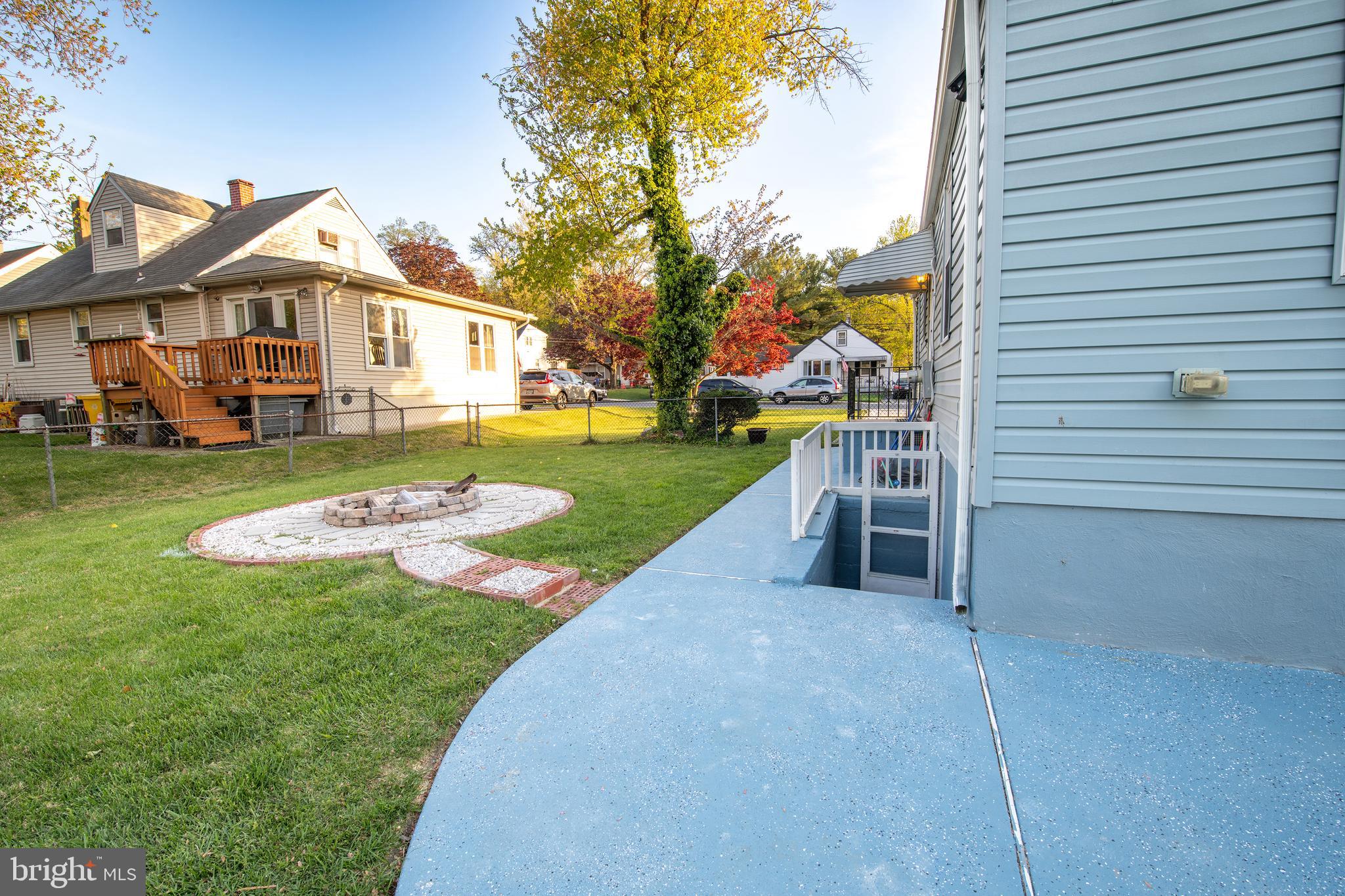 212 Linda Ave