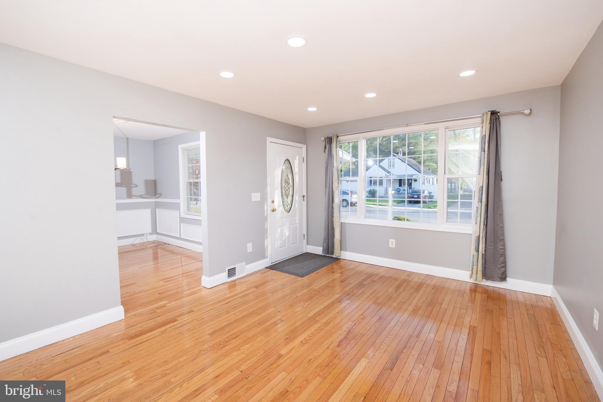 212 Linda Ave