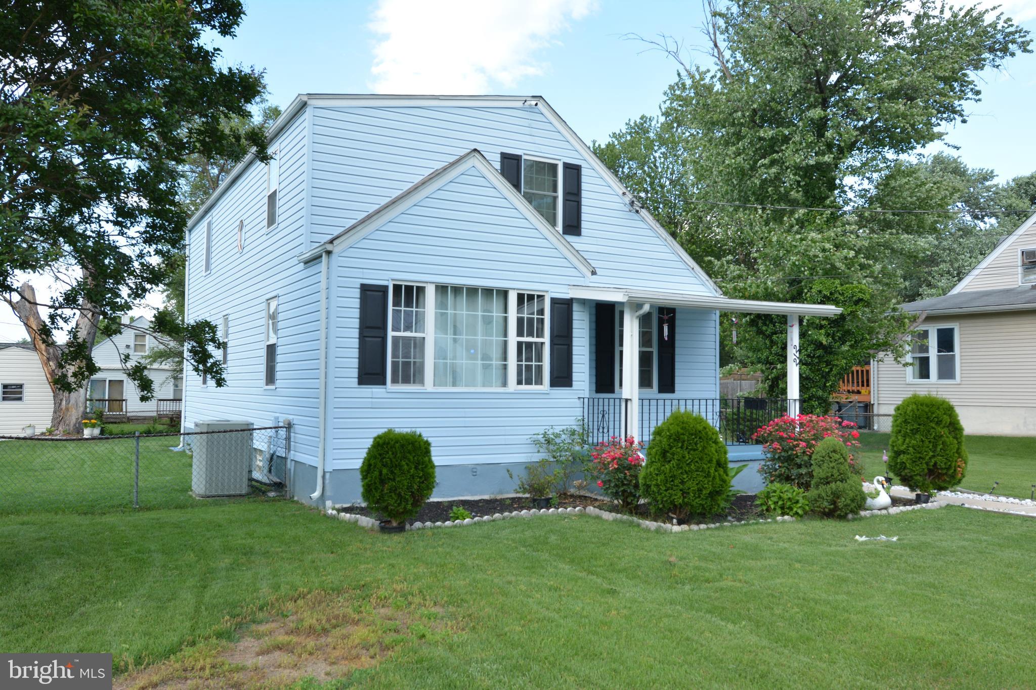 212 Linda Ave