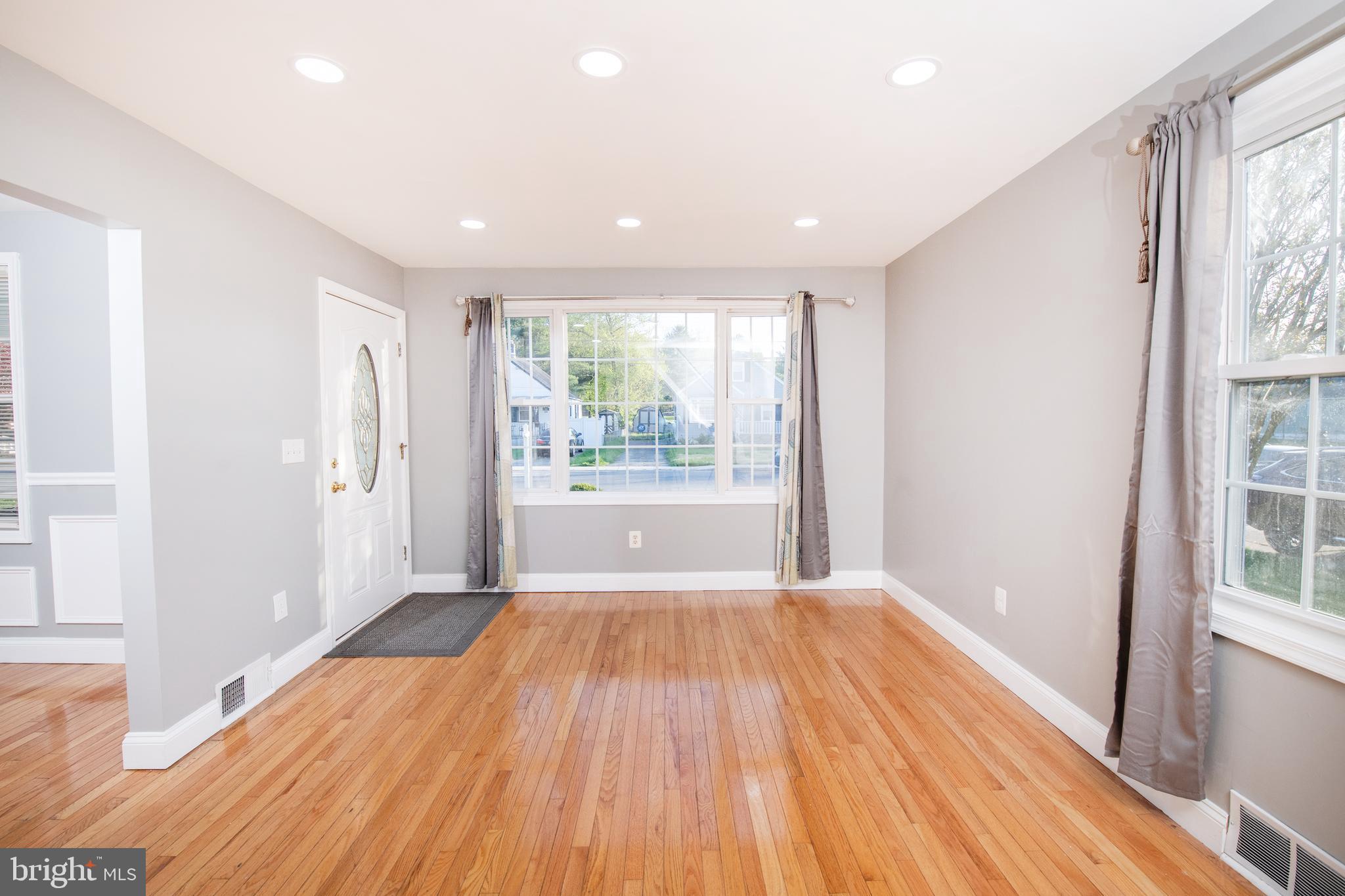212 Linda Ave