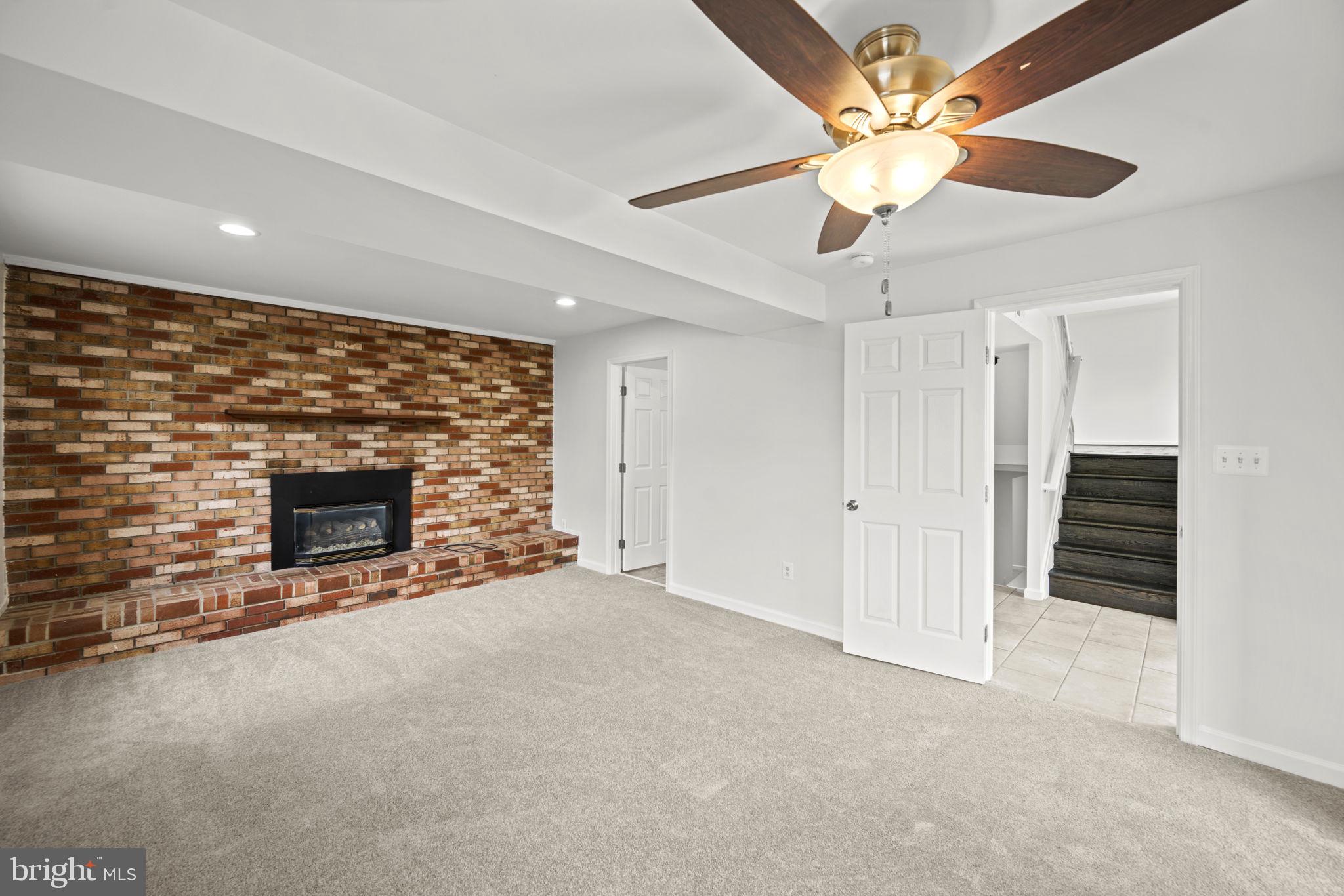 388 Phirne Rd W