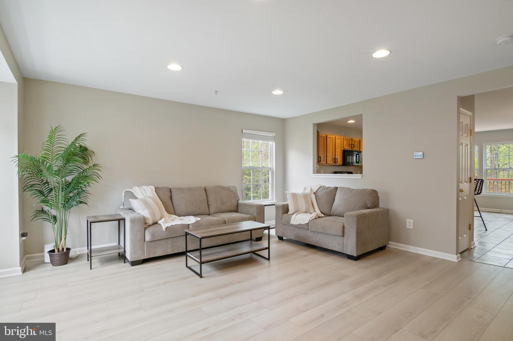 8145 Pennington Dr