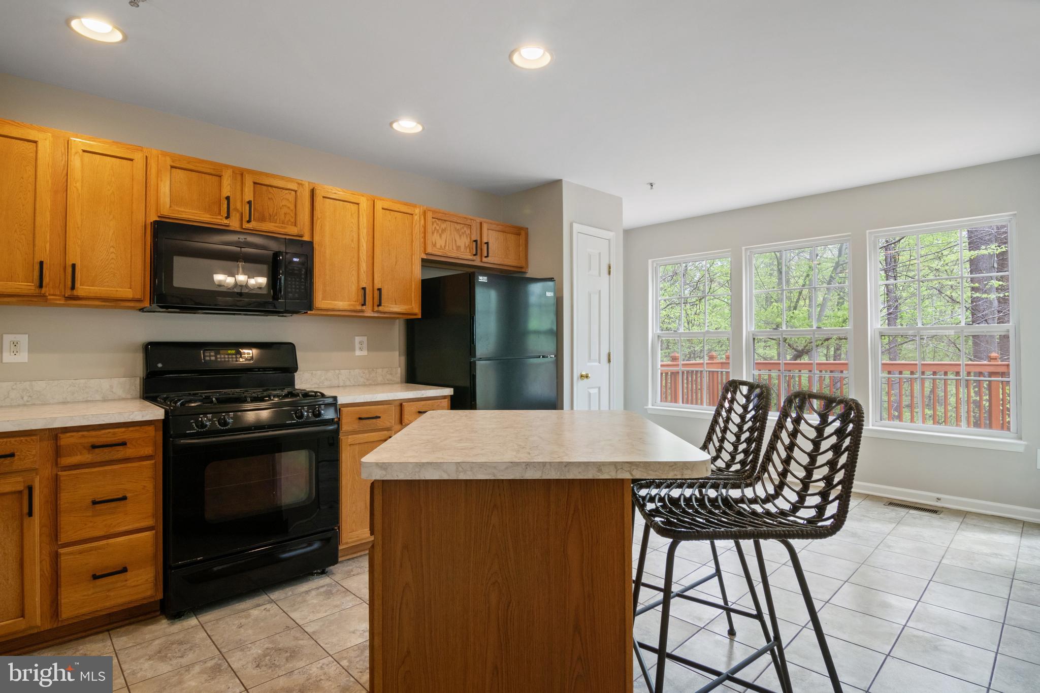 8145 Pennington Dr