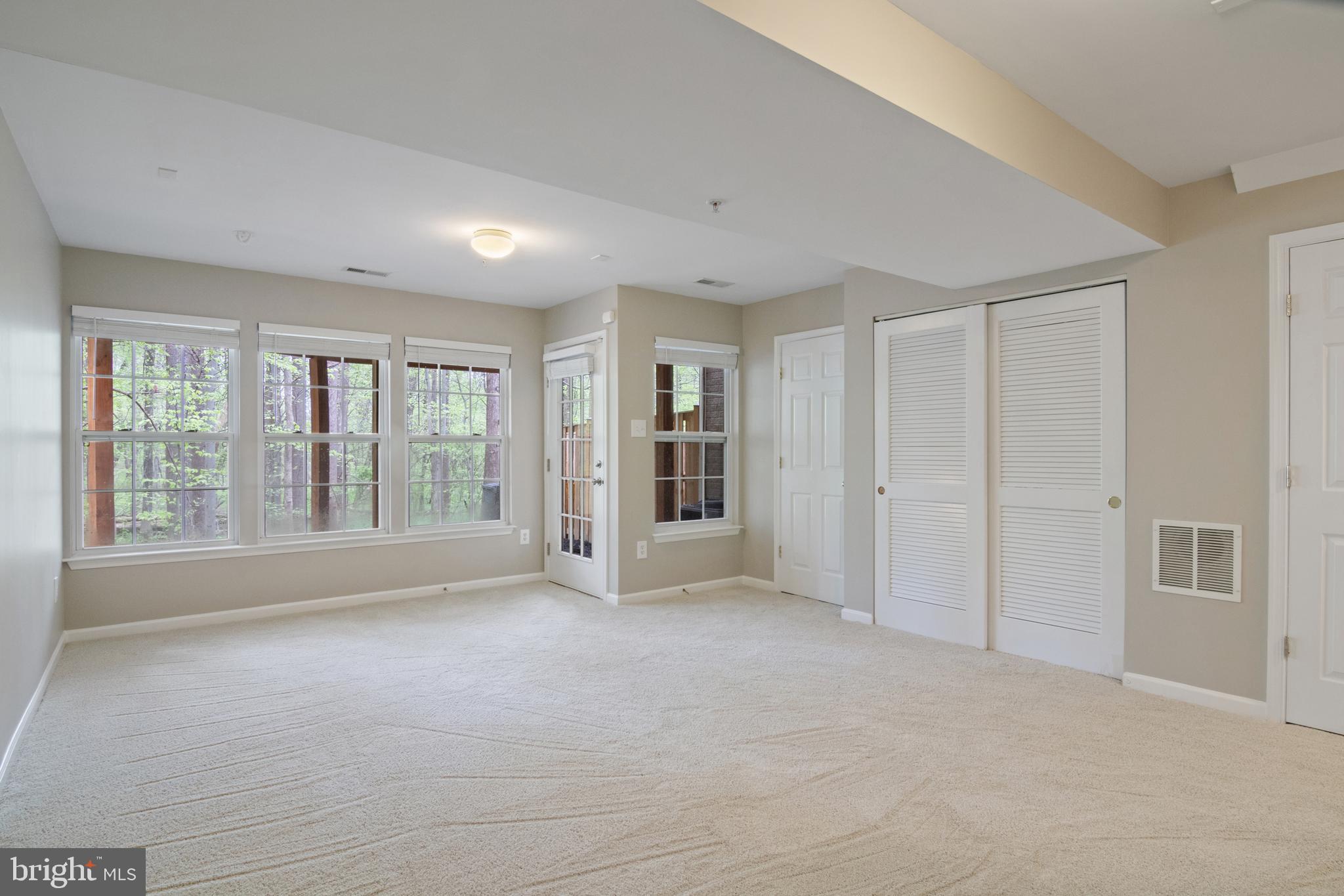 8145 Pennington Dr