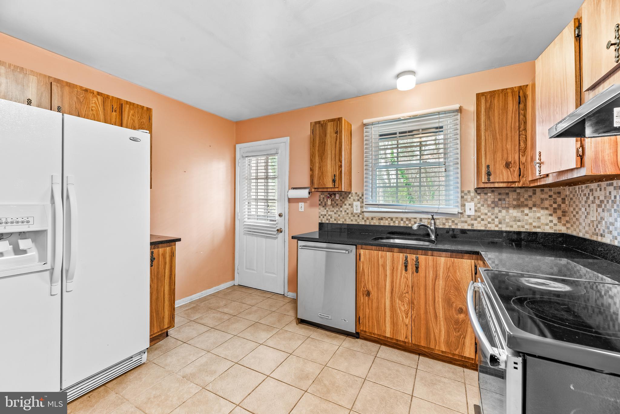 610 Dogwood Dr