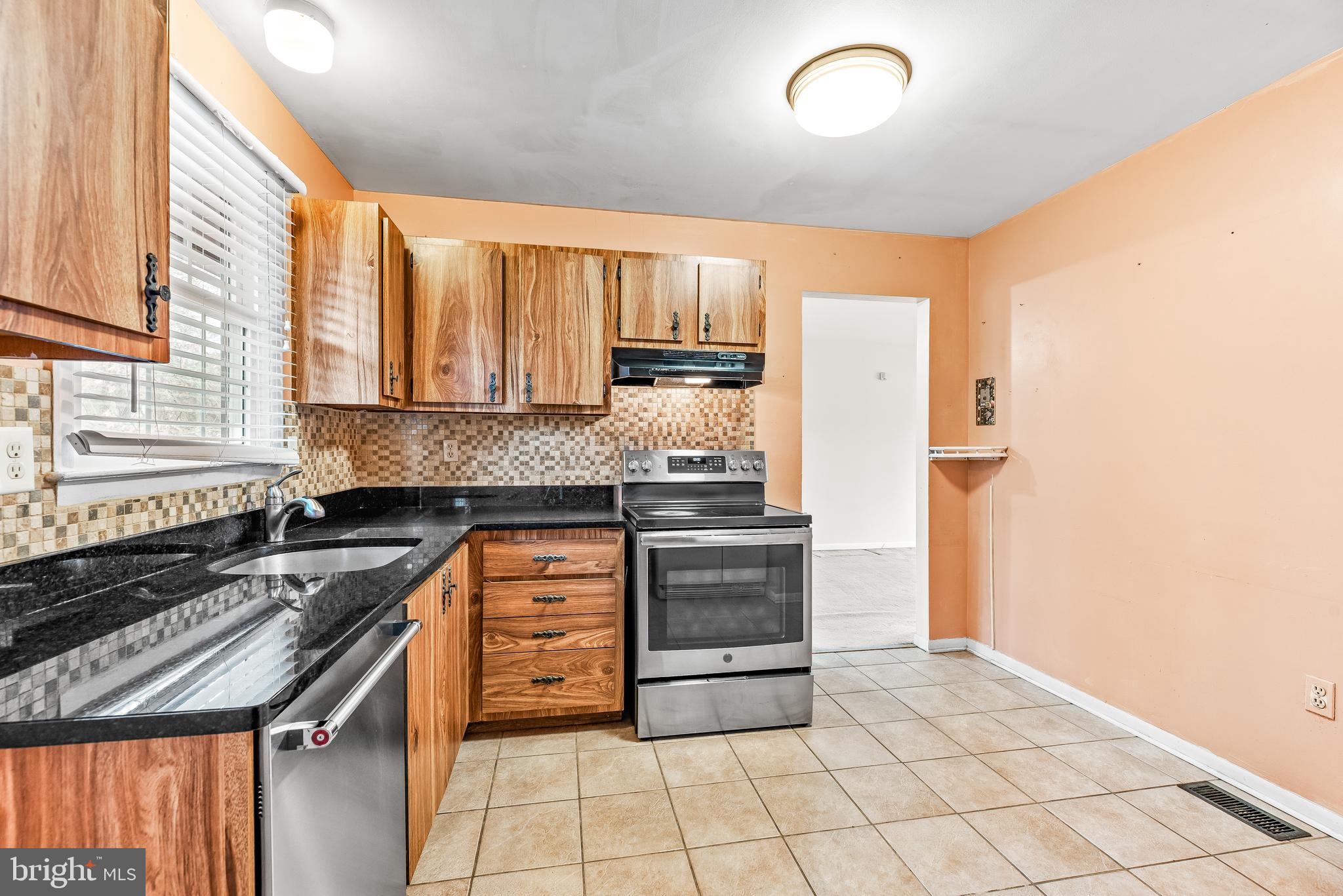 610 Dogwood Dr