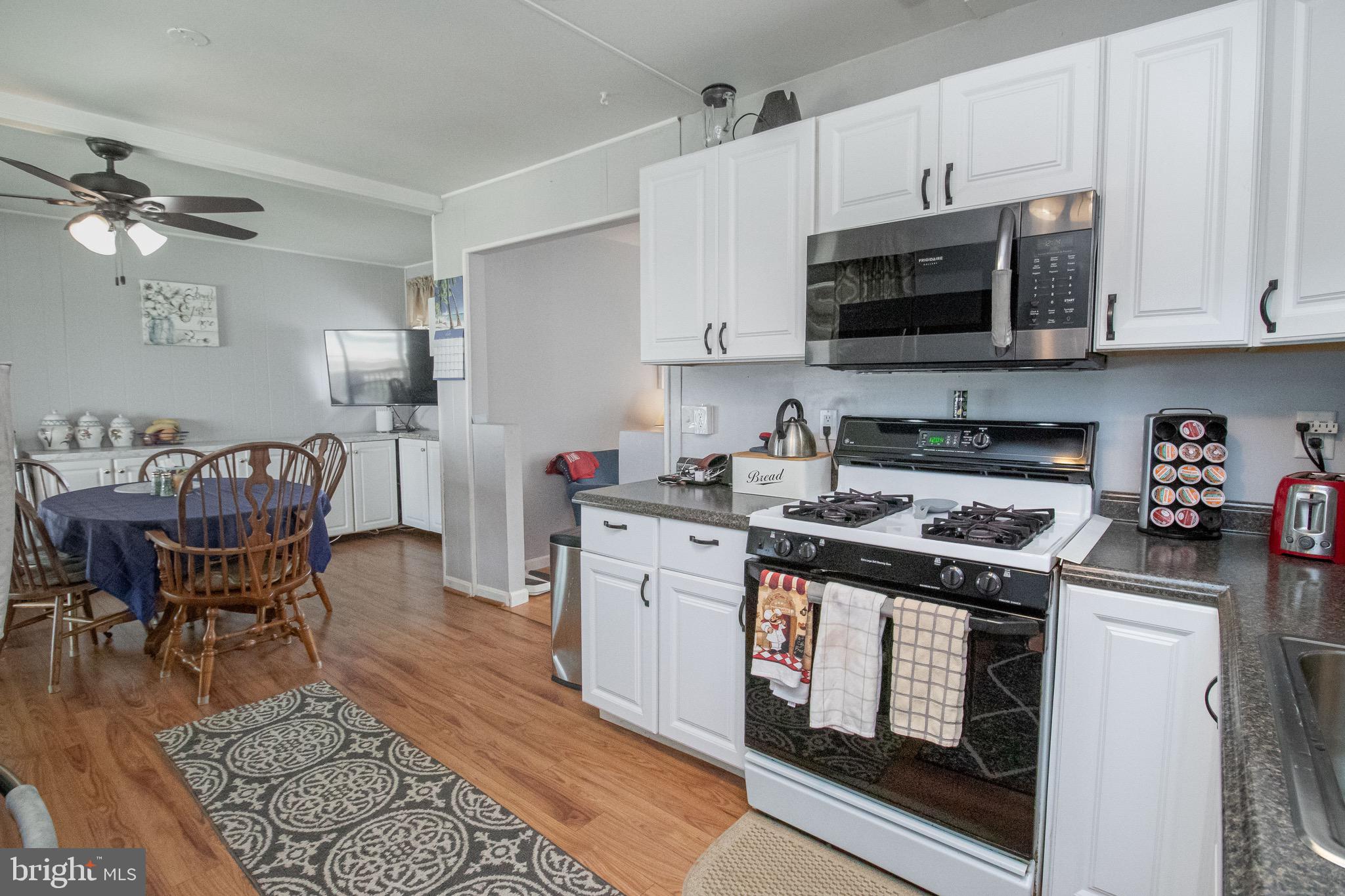 804 Geis Cir