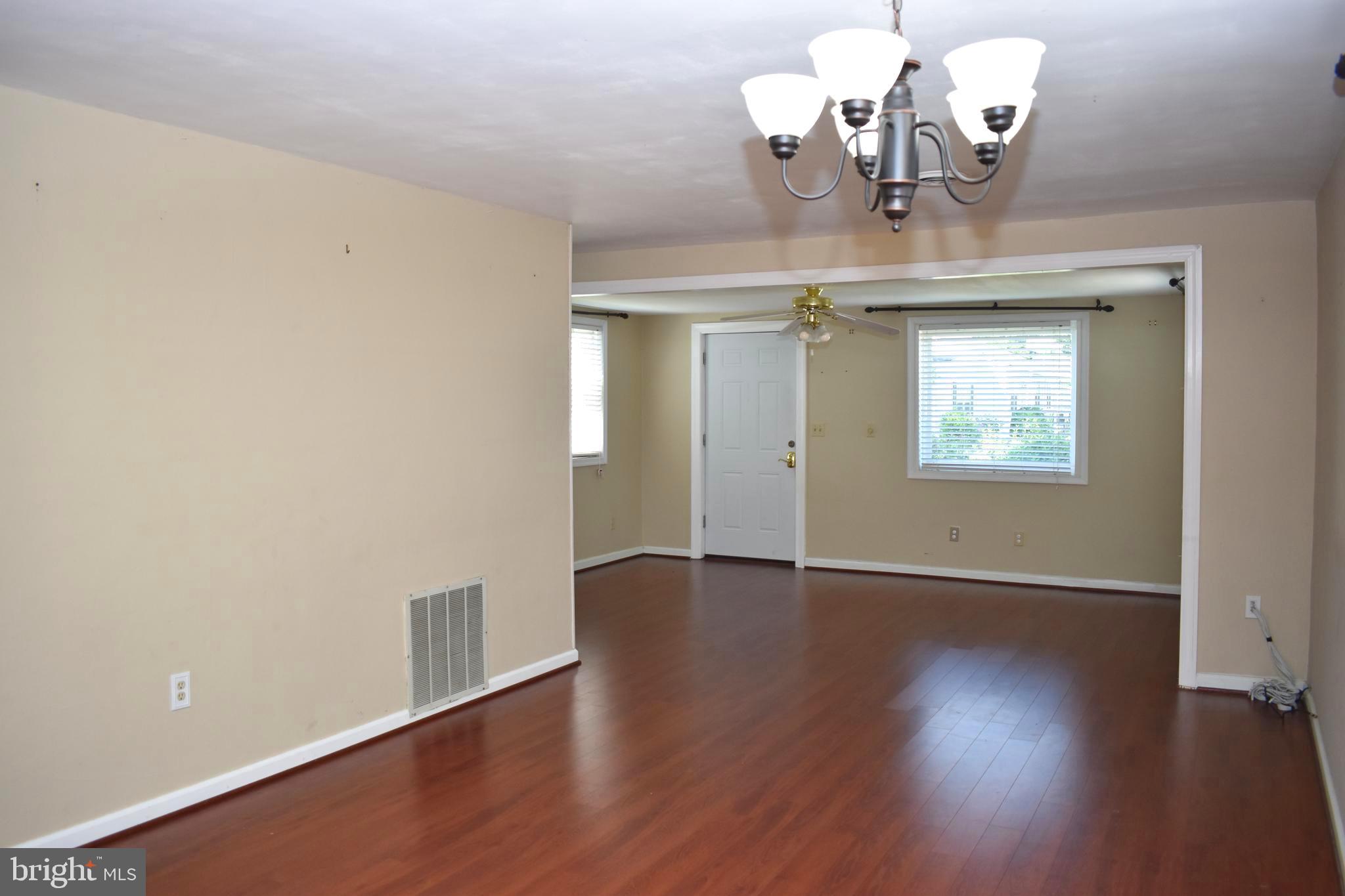 1008 Upton Rd