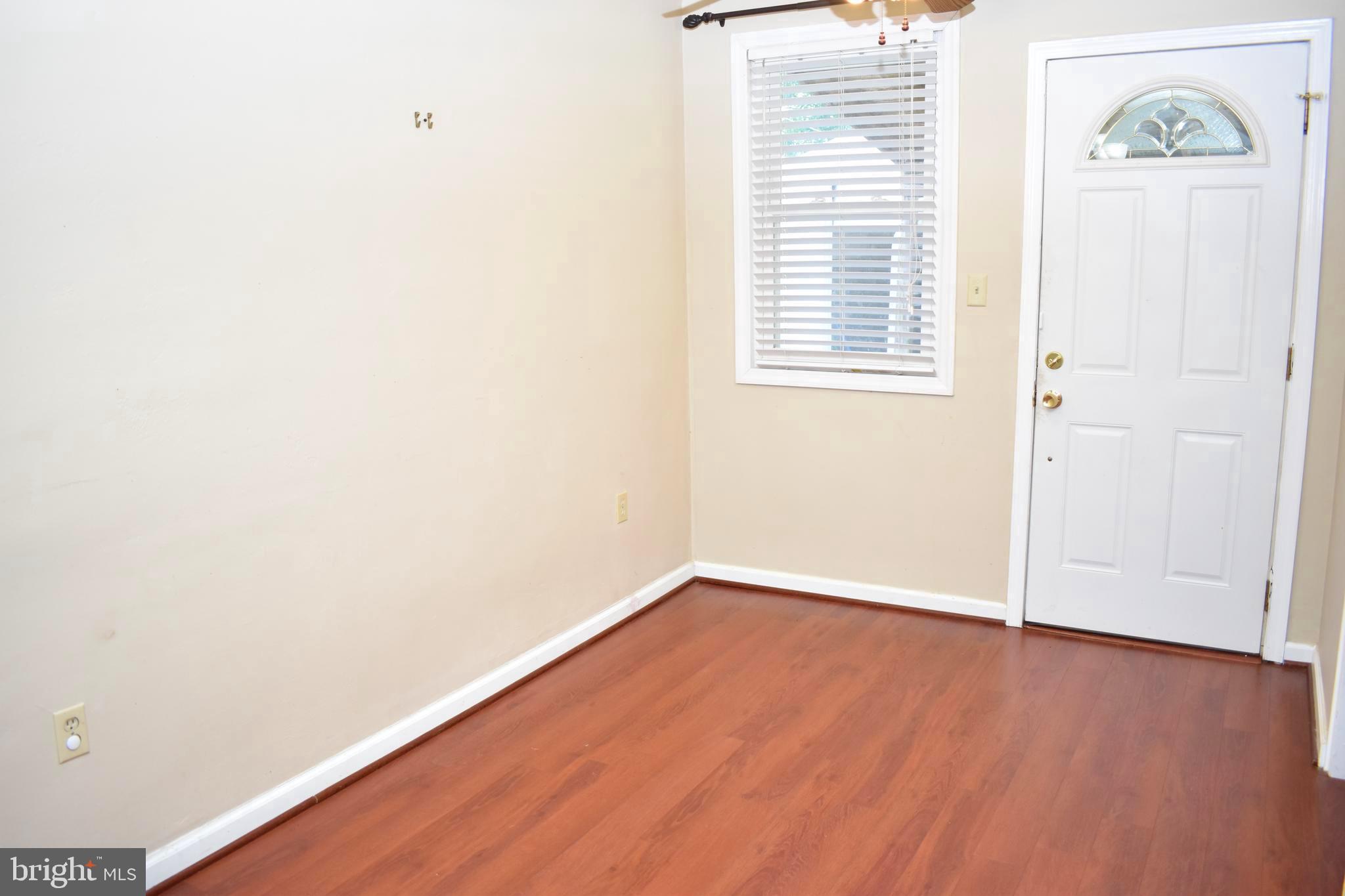 1008 Upton Rd