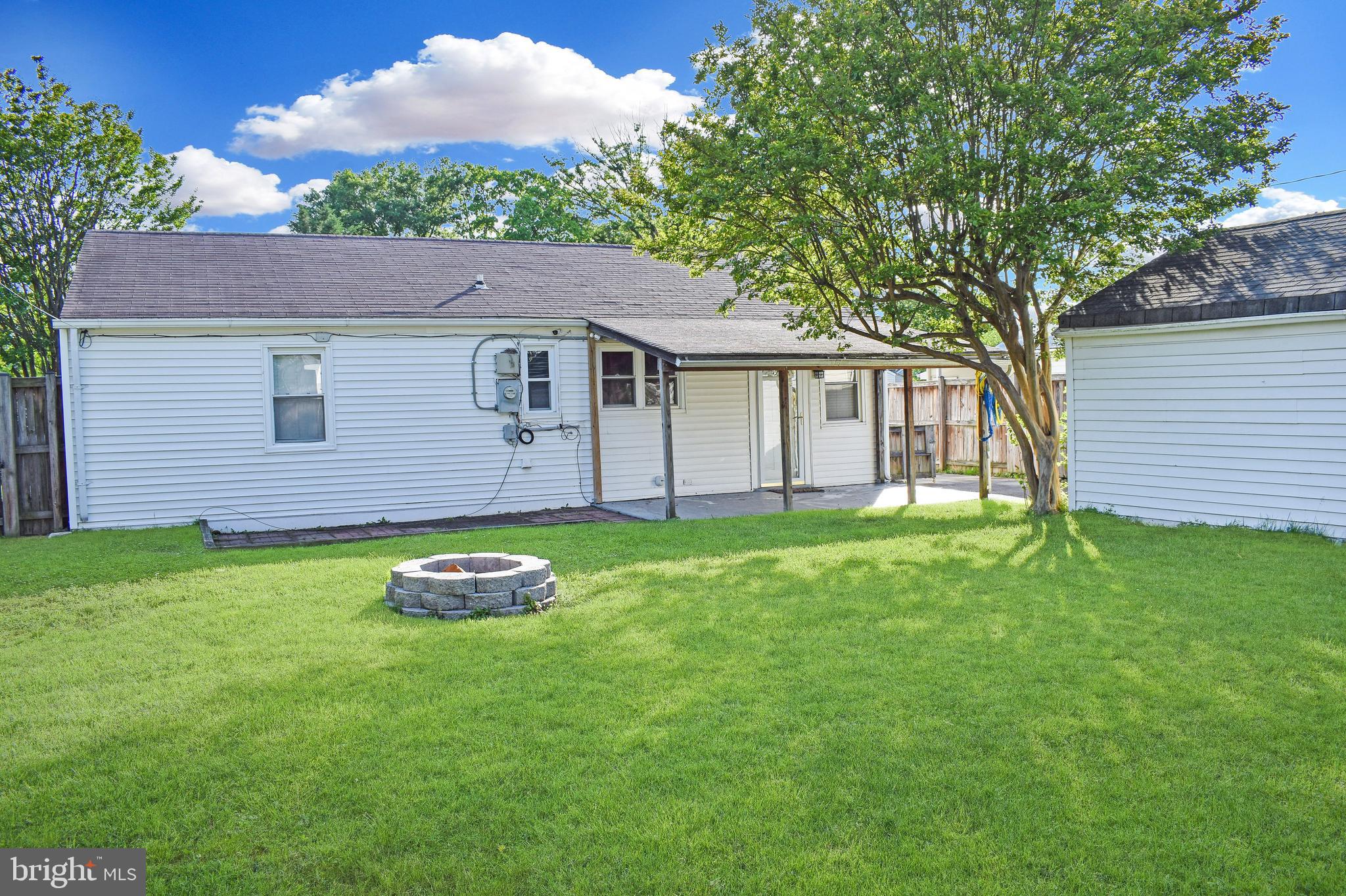 1008 Upton Rd