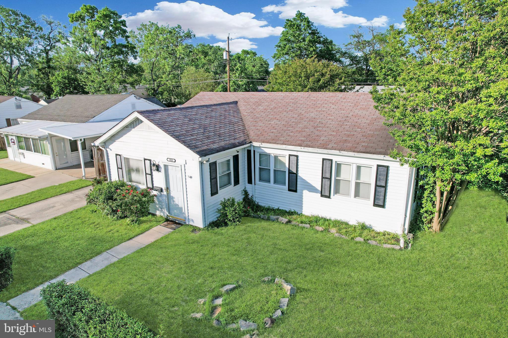 1008 Upton Rd
