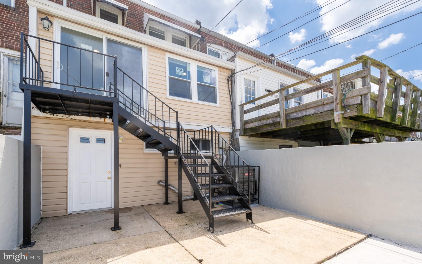202 W Edgevale Rd