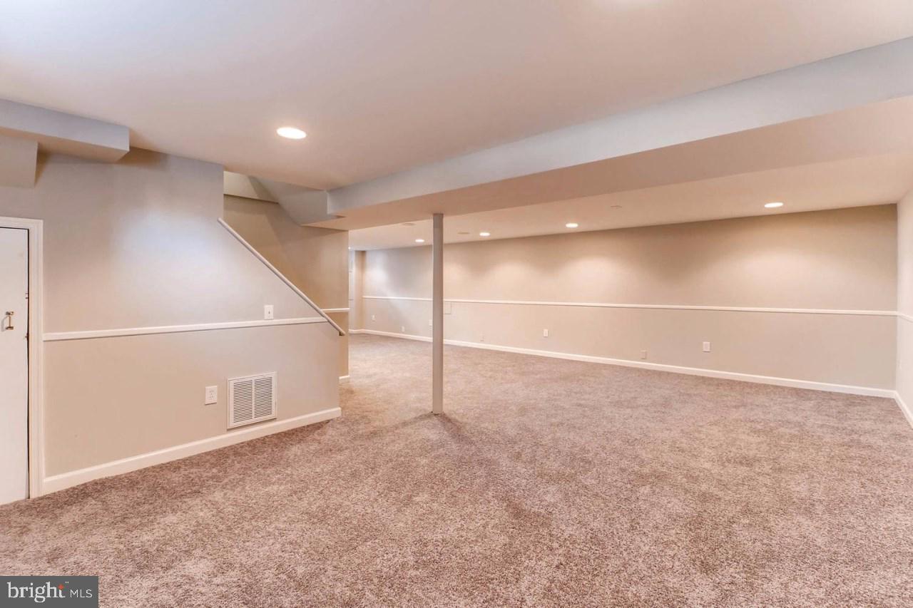 814 GEIS CIR
