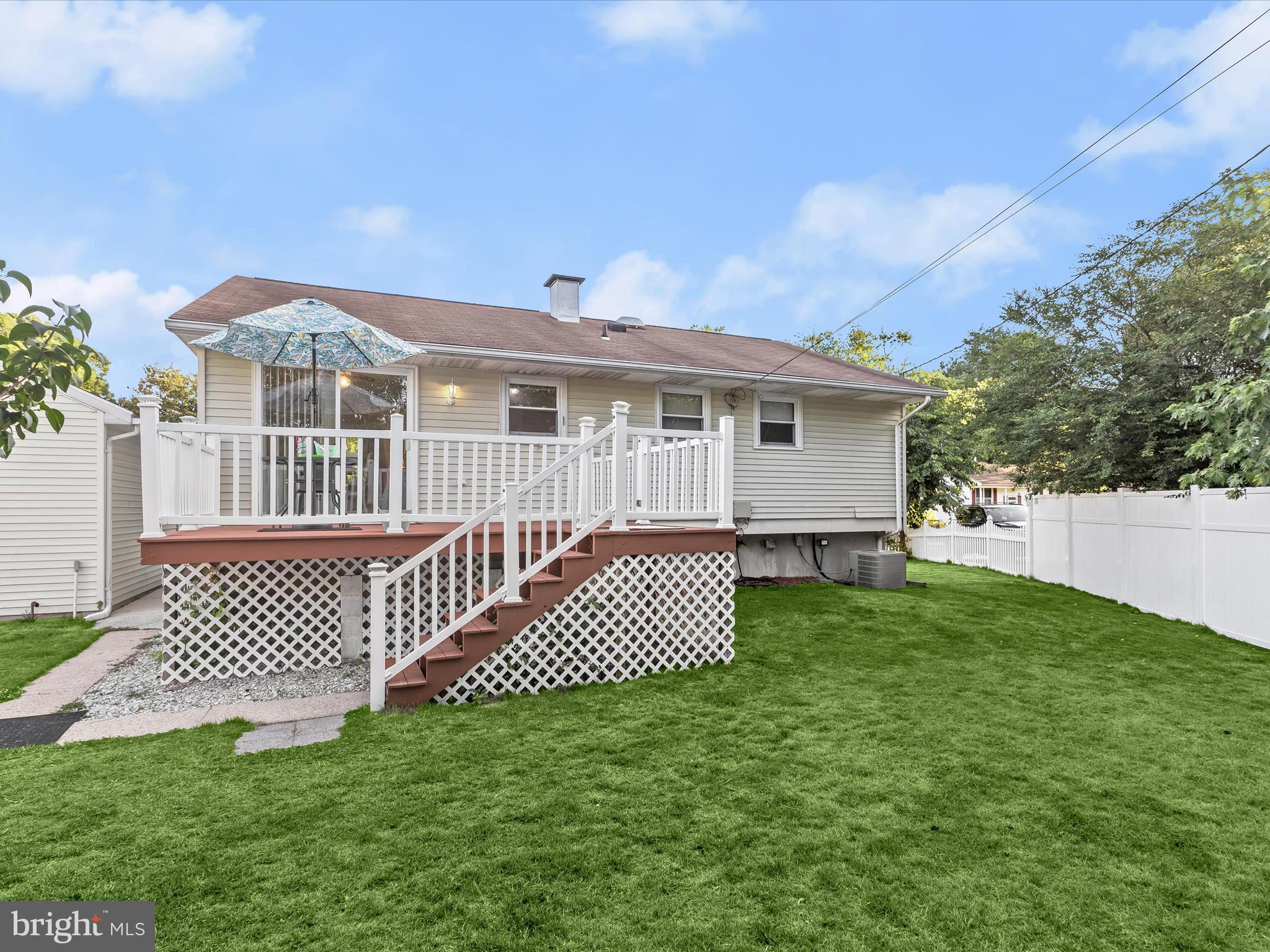 928 Princeton Ter