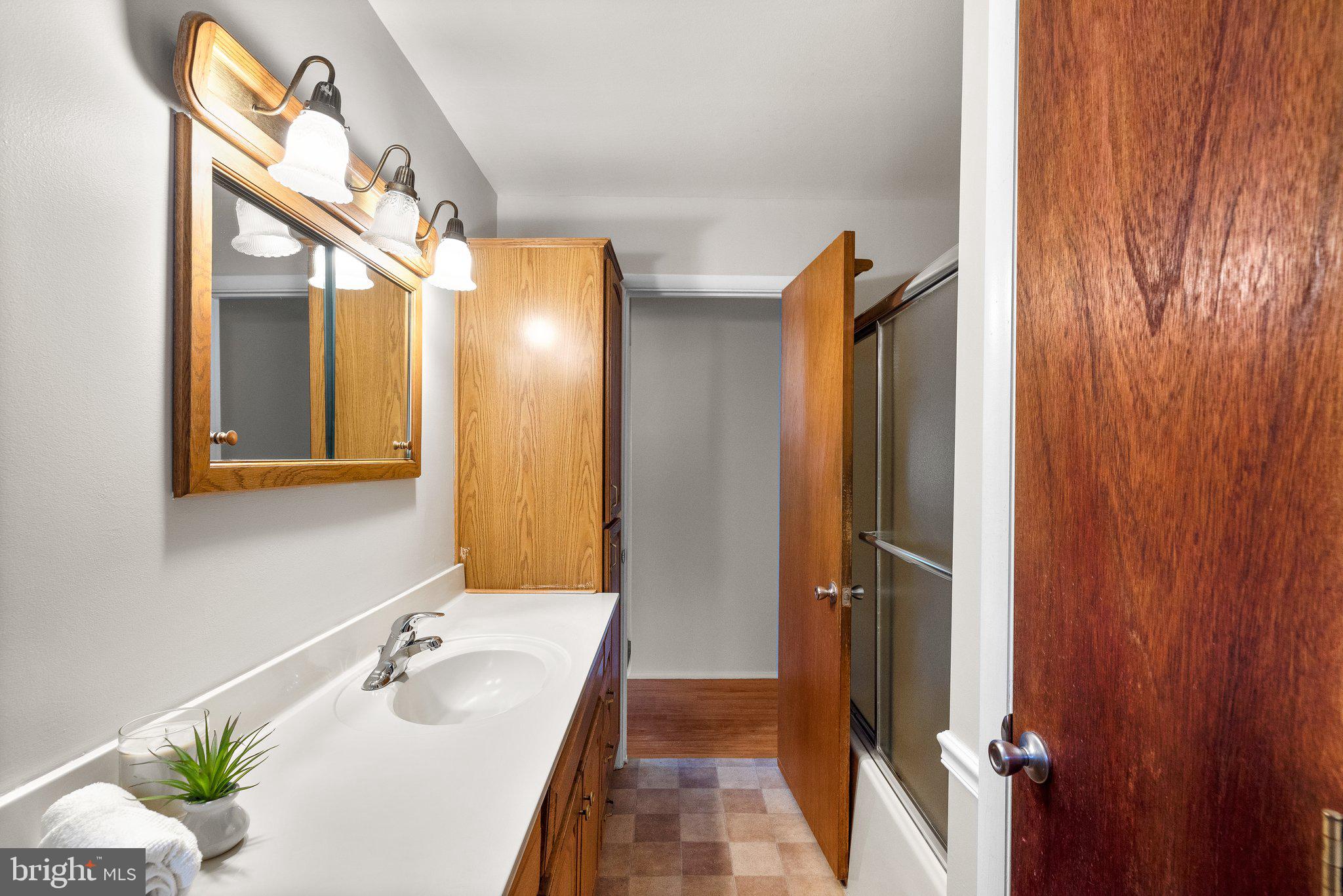413 Arbor Dr