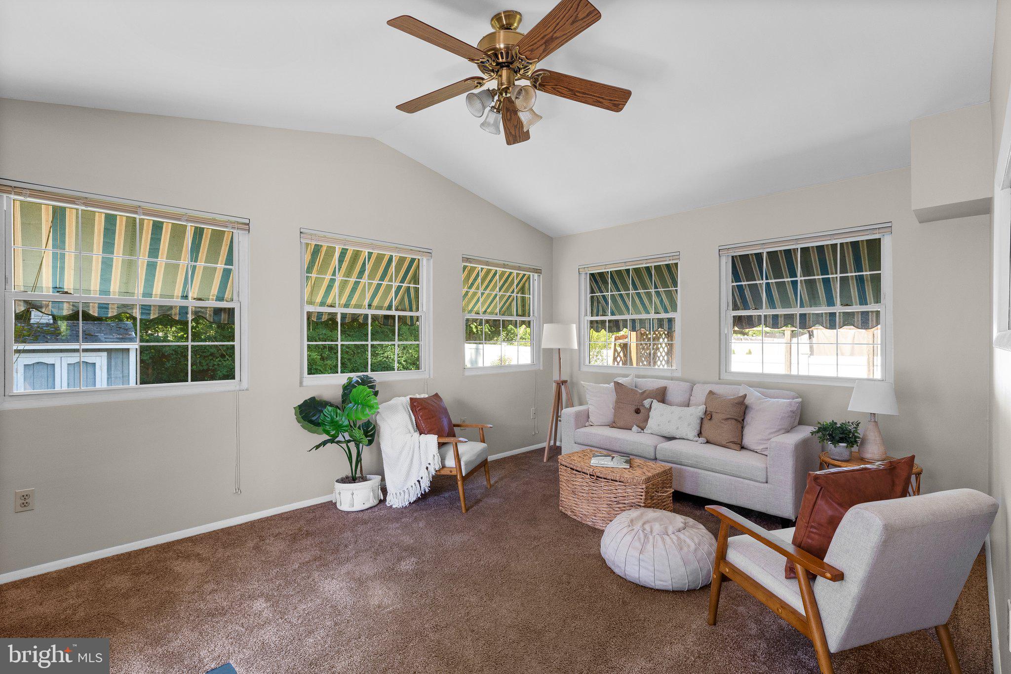 413 Arbor Dr