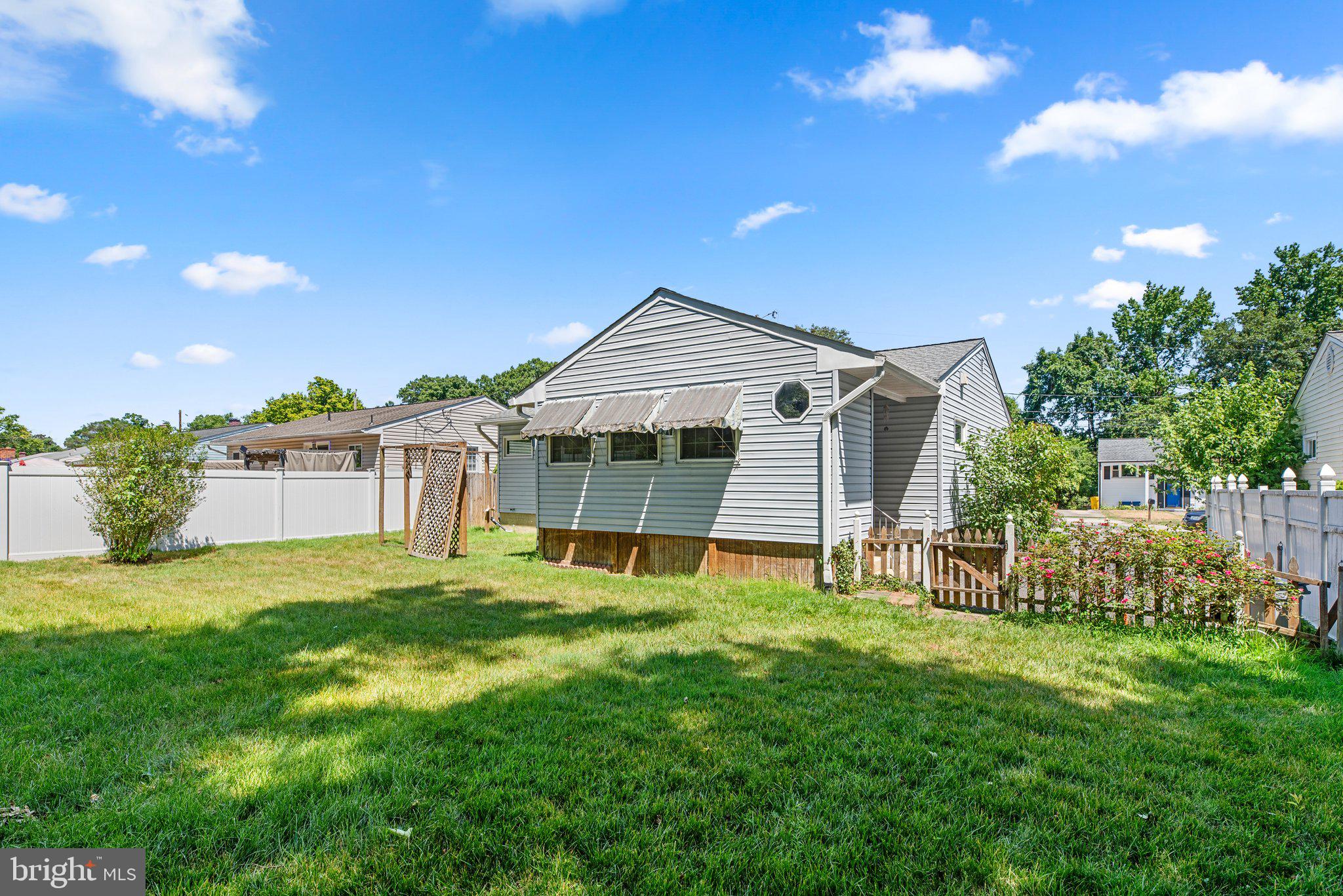 413 Arbor Dr