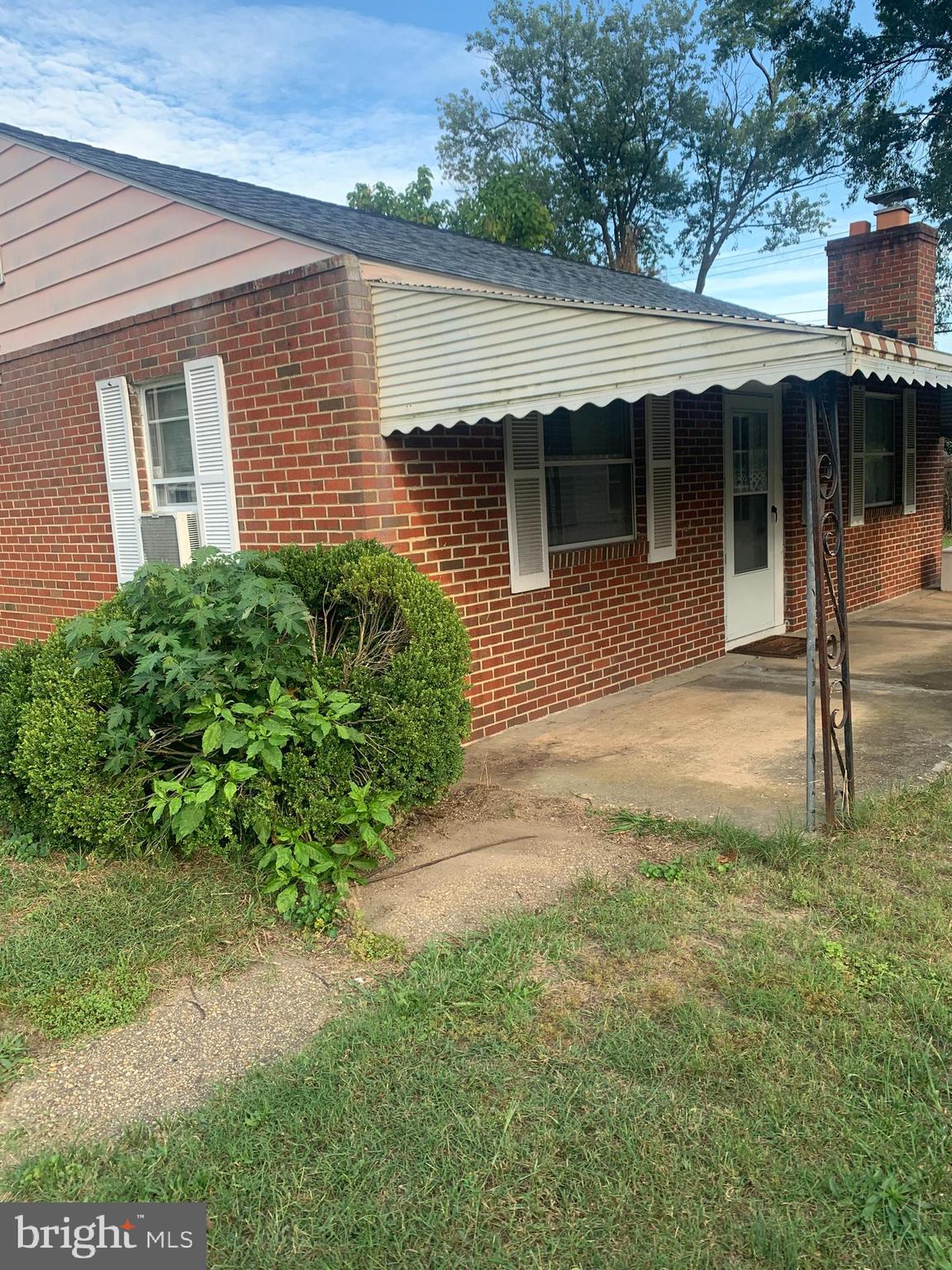 1007 Thomas Rd