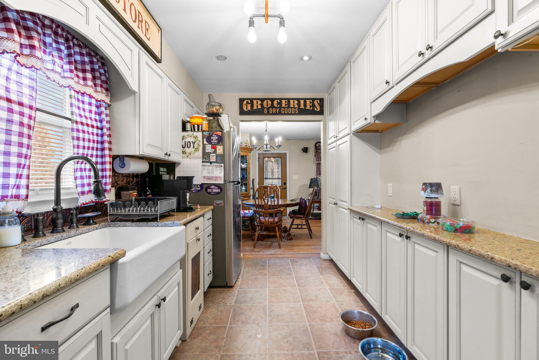 307 Marie Ave