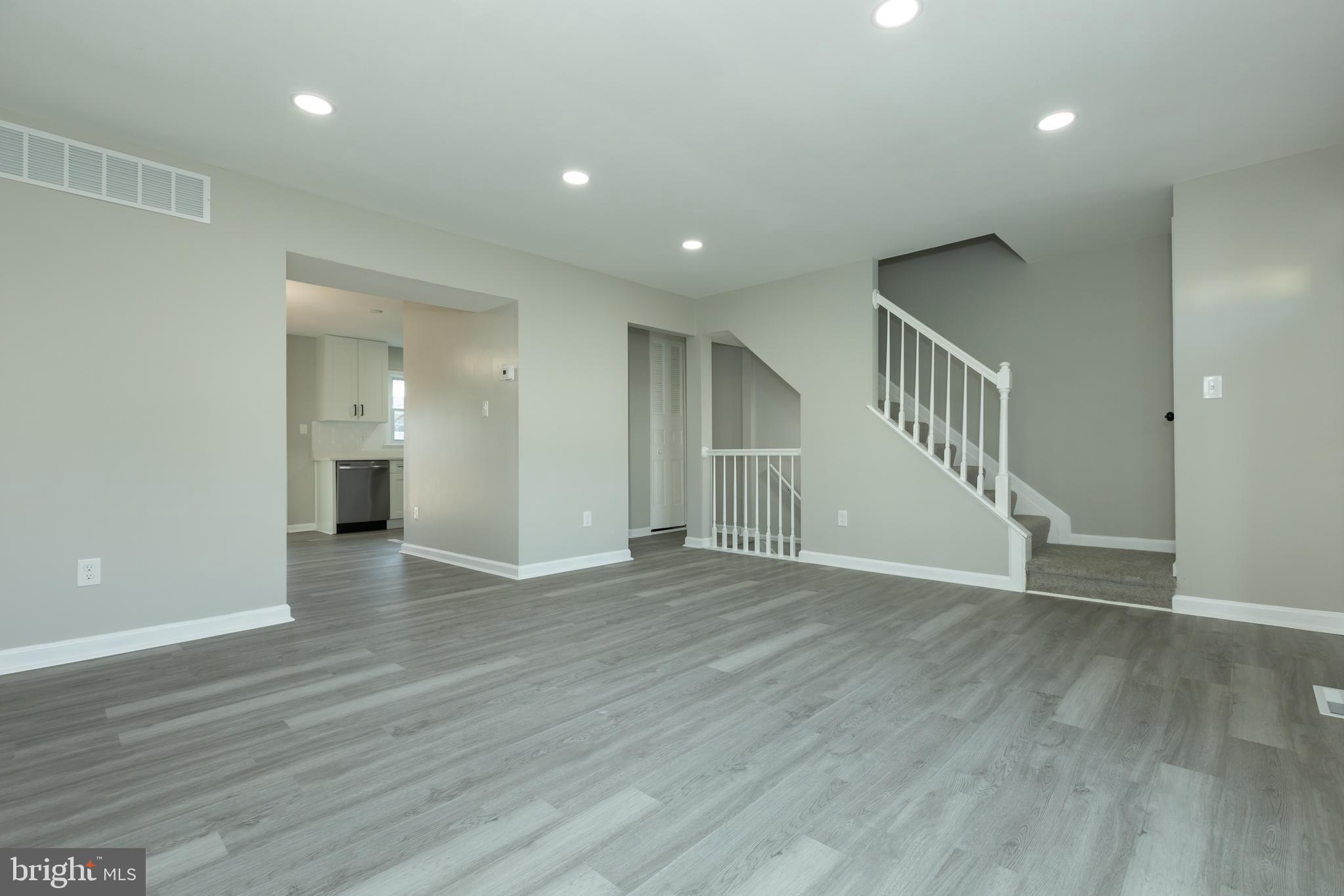 216 Michele Cir