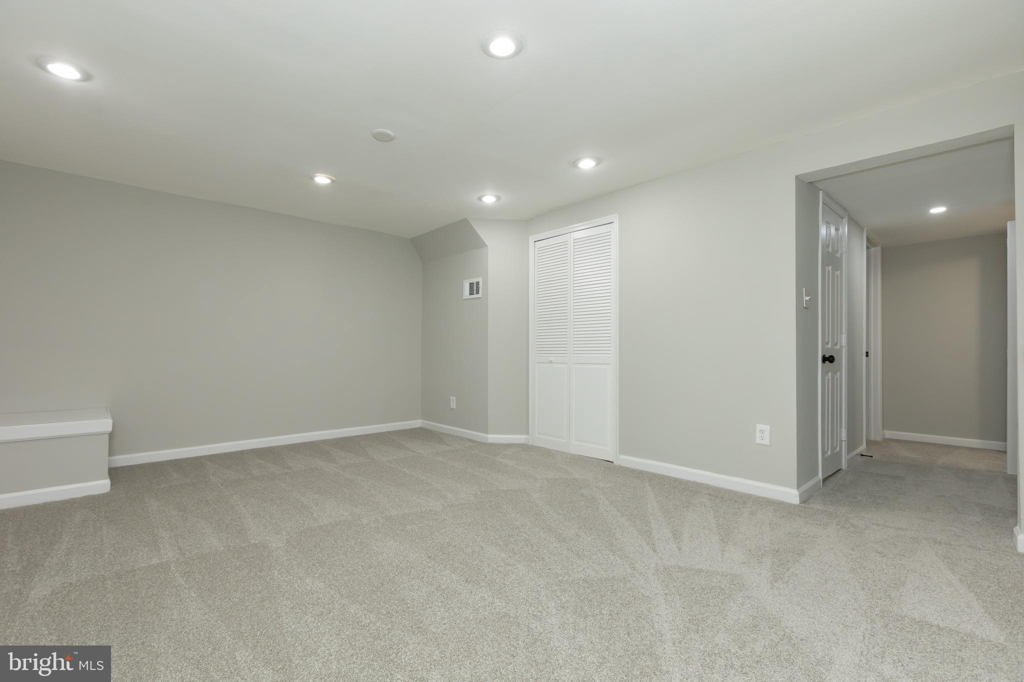 216 Michele Cir