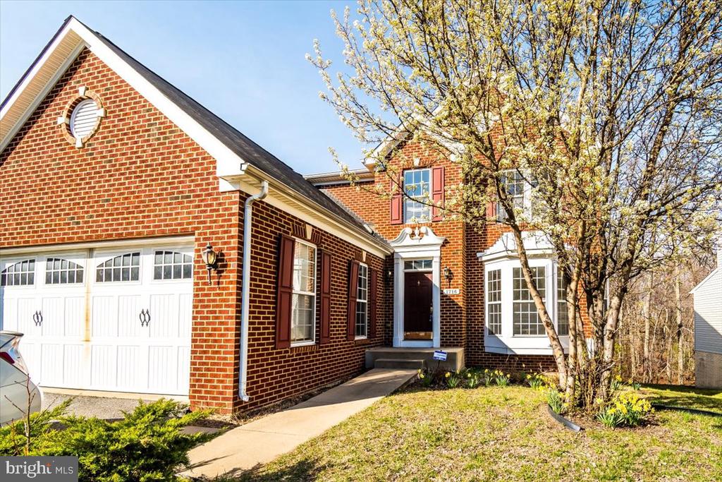 1716 Allerford Dr