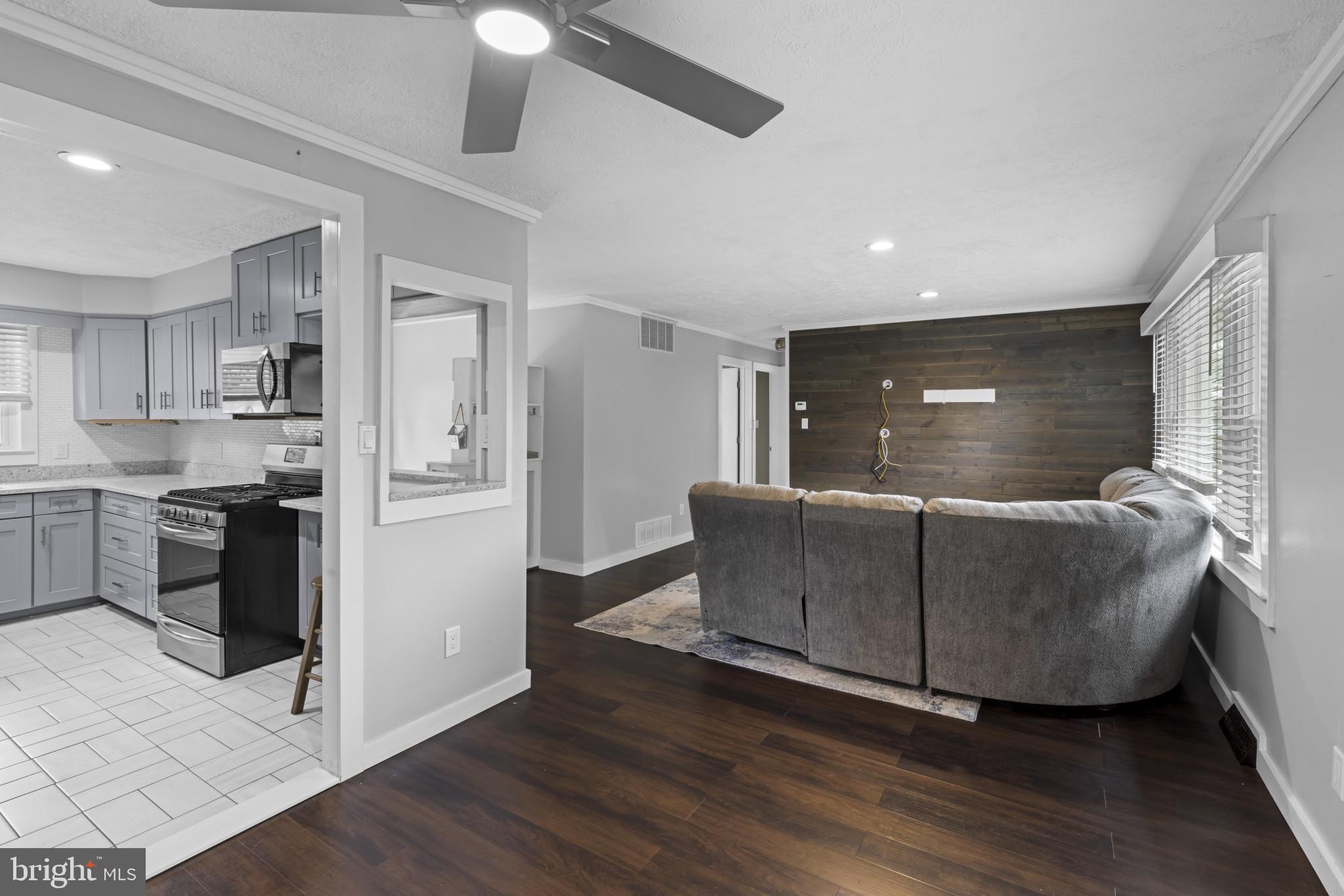 7522 MONTEVIDEO COURT