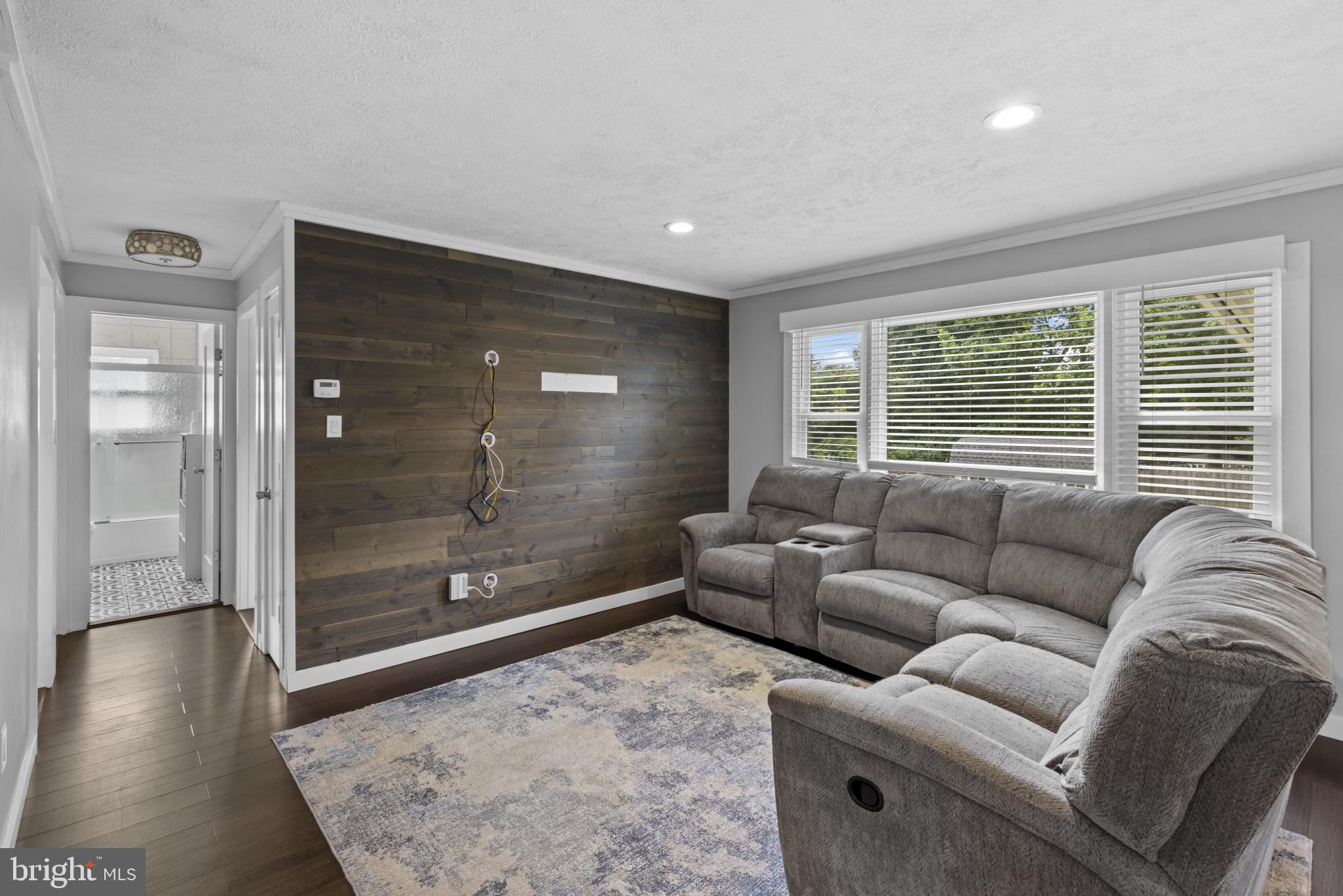 7522 MONTEVIDEO COURT