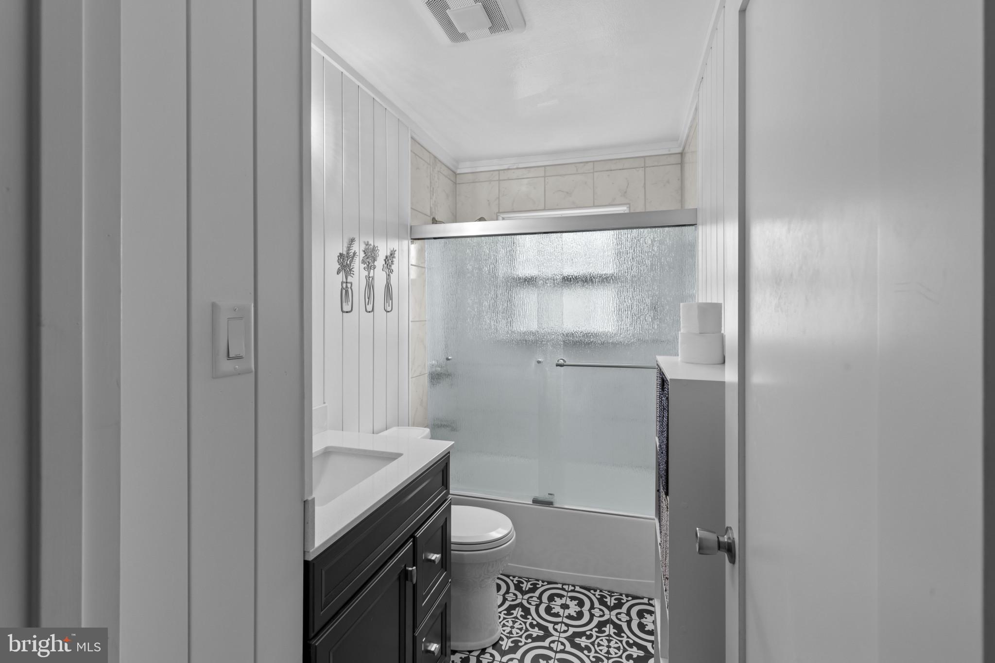 7522 MONTEVIDEO COURT