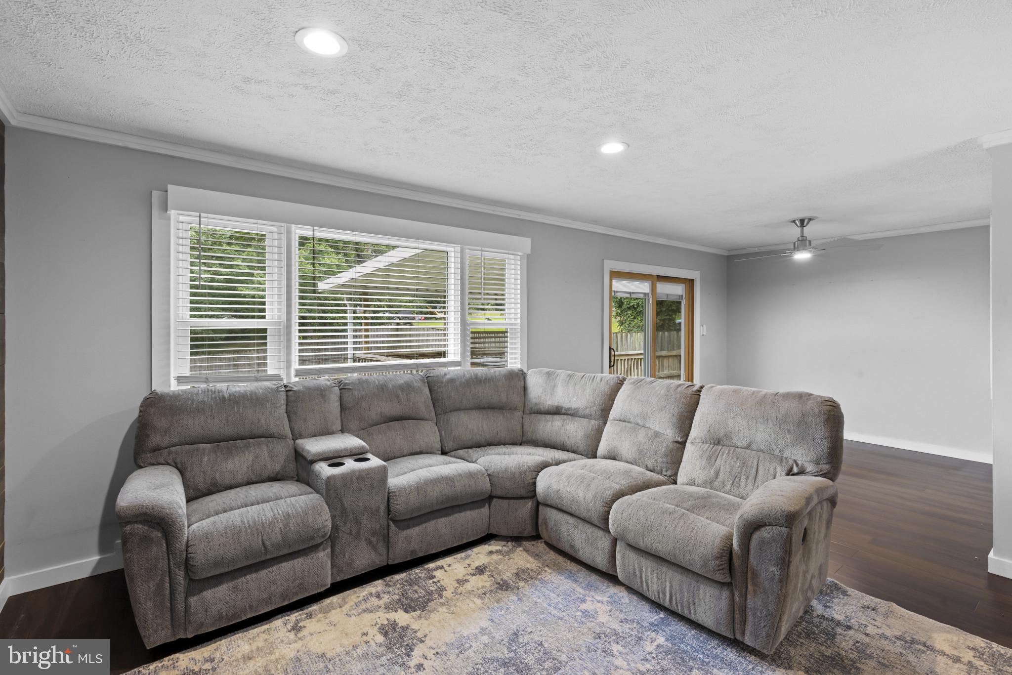 7522 MONTEVIDEO COURT