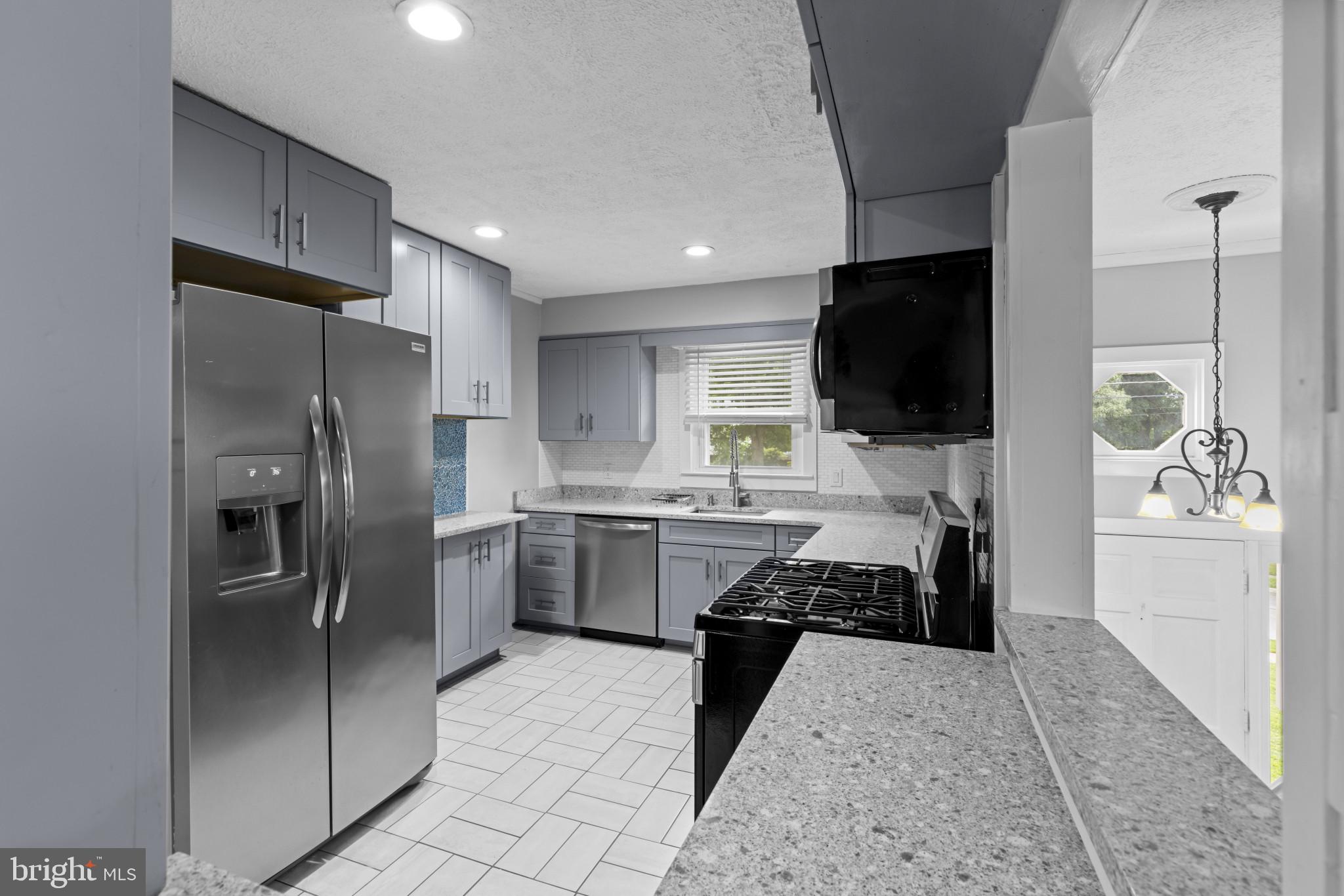 7522 MONTEVIDEO COURT