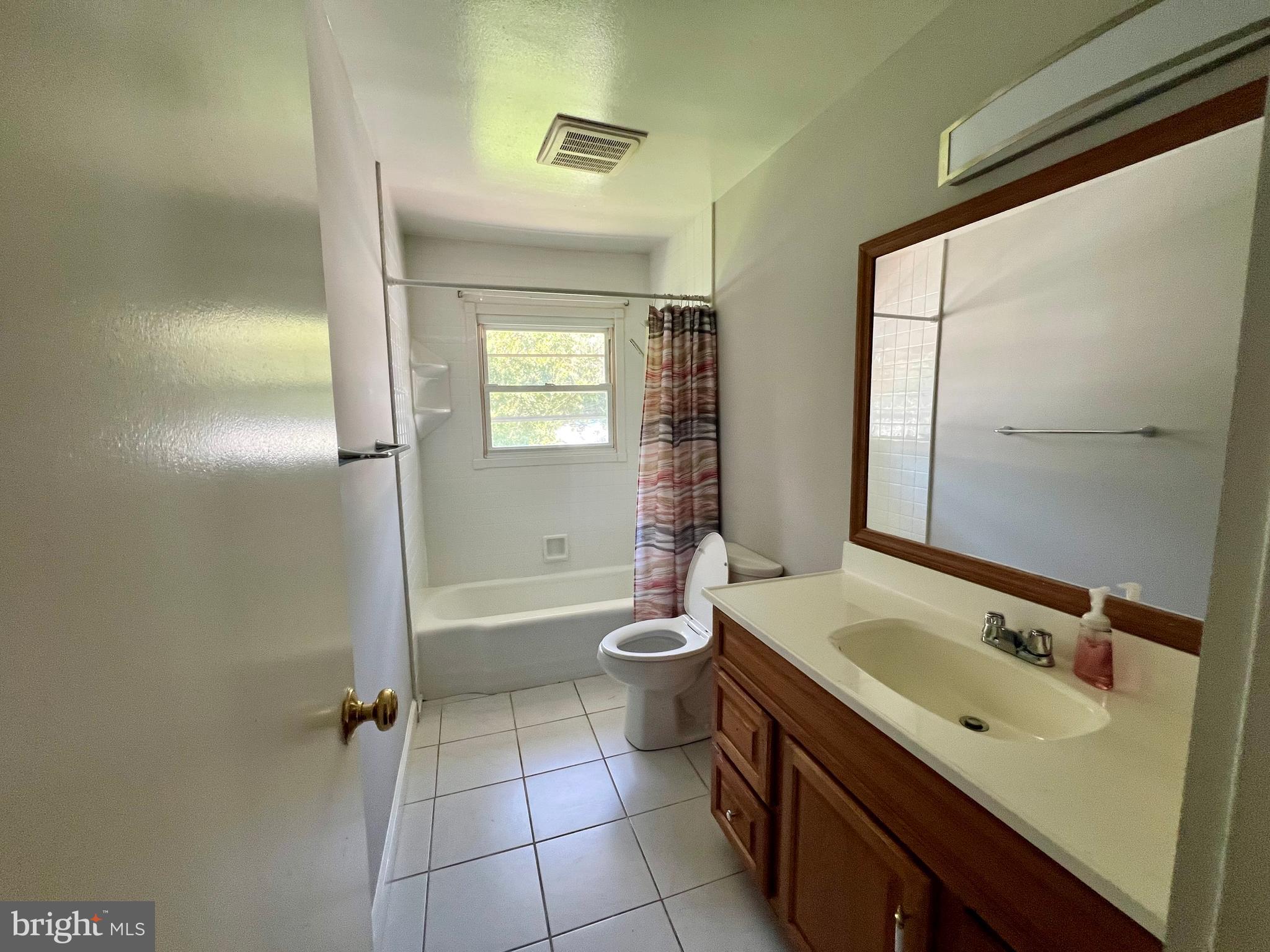 900 PRINCETON TERRACE