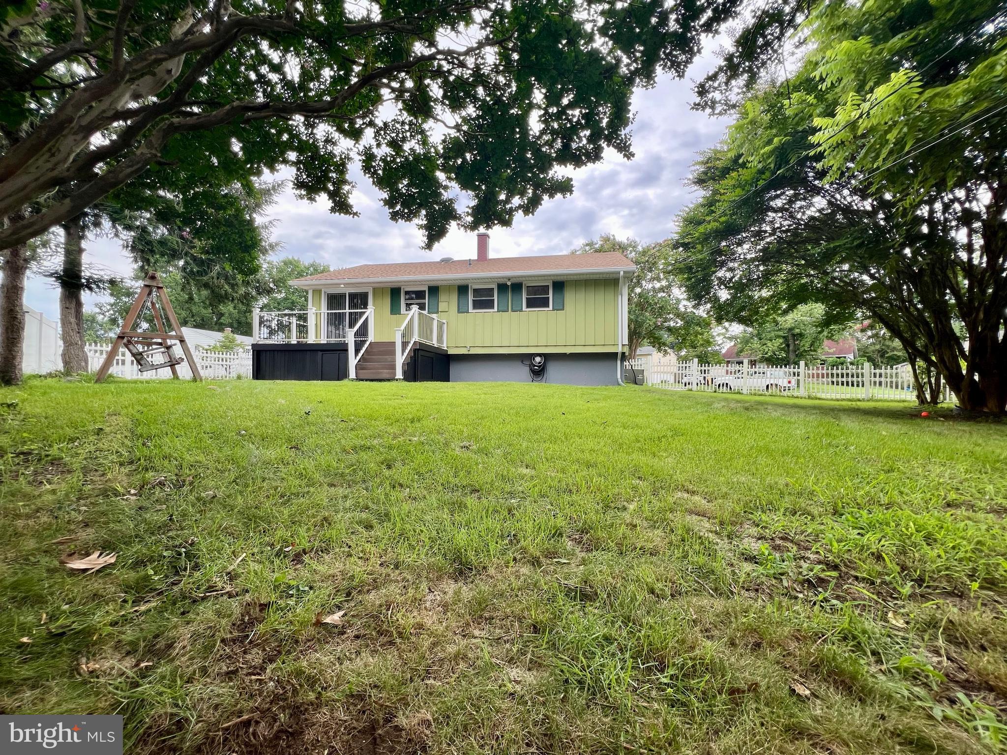 900 PRINCETON TERRACE