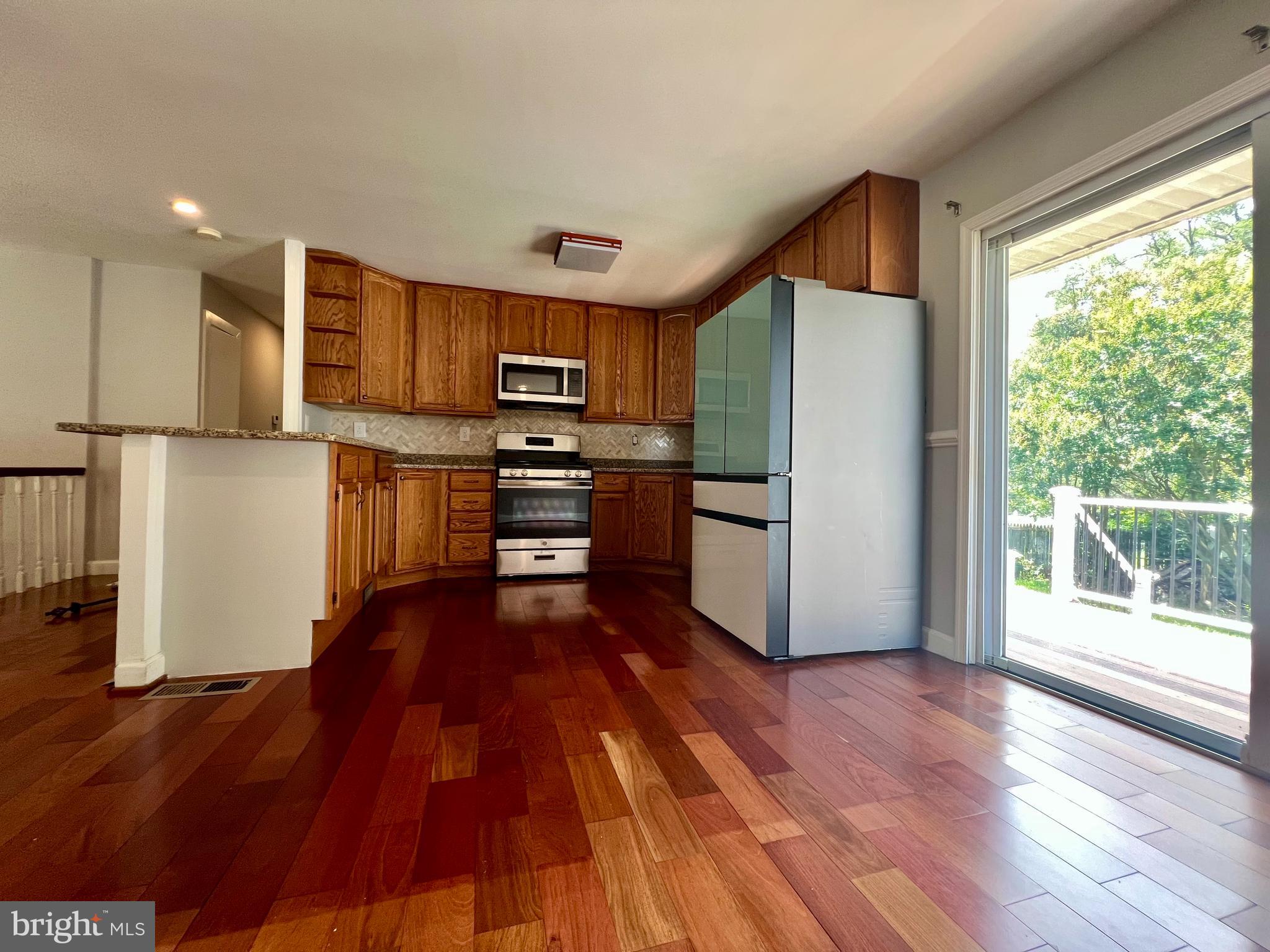 900 PRINCETON TERRACE