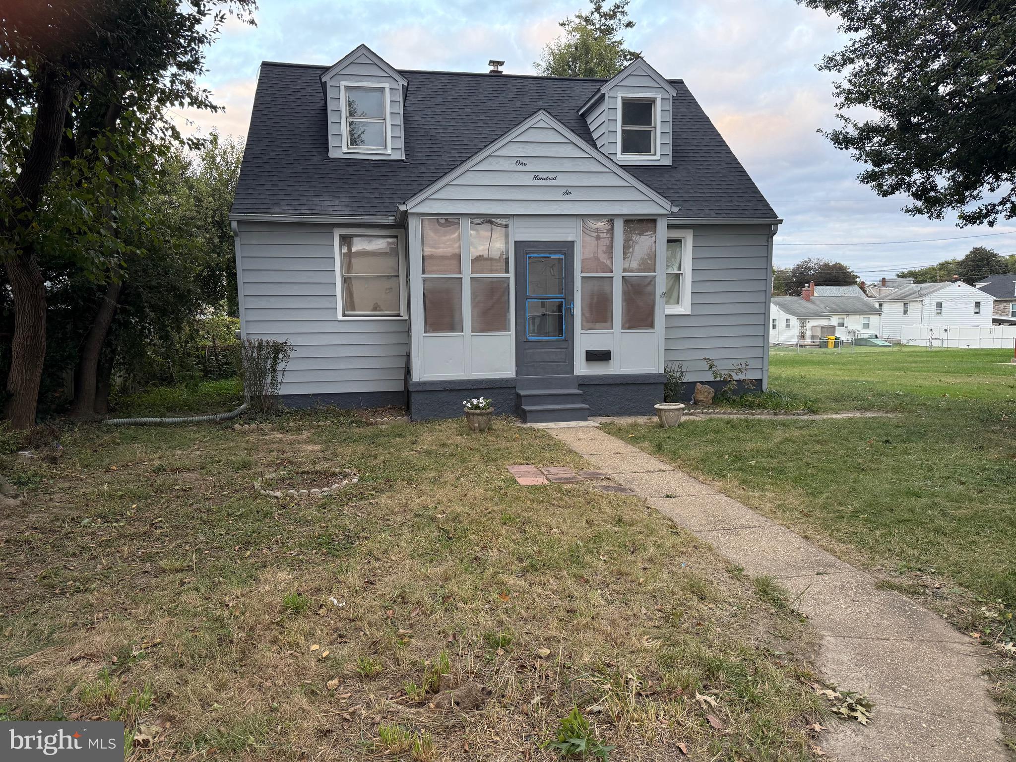106 TOWNSEND AVENUE