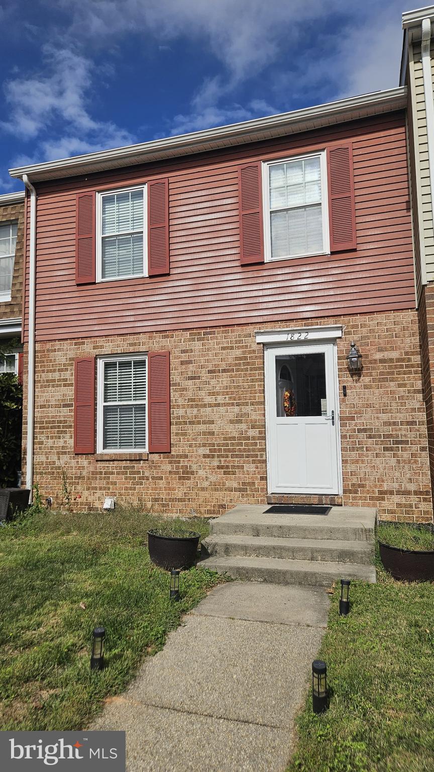 1822 DOVE COURT