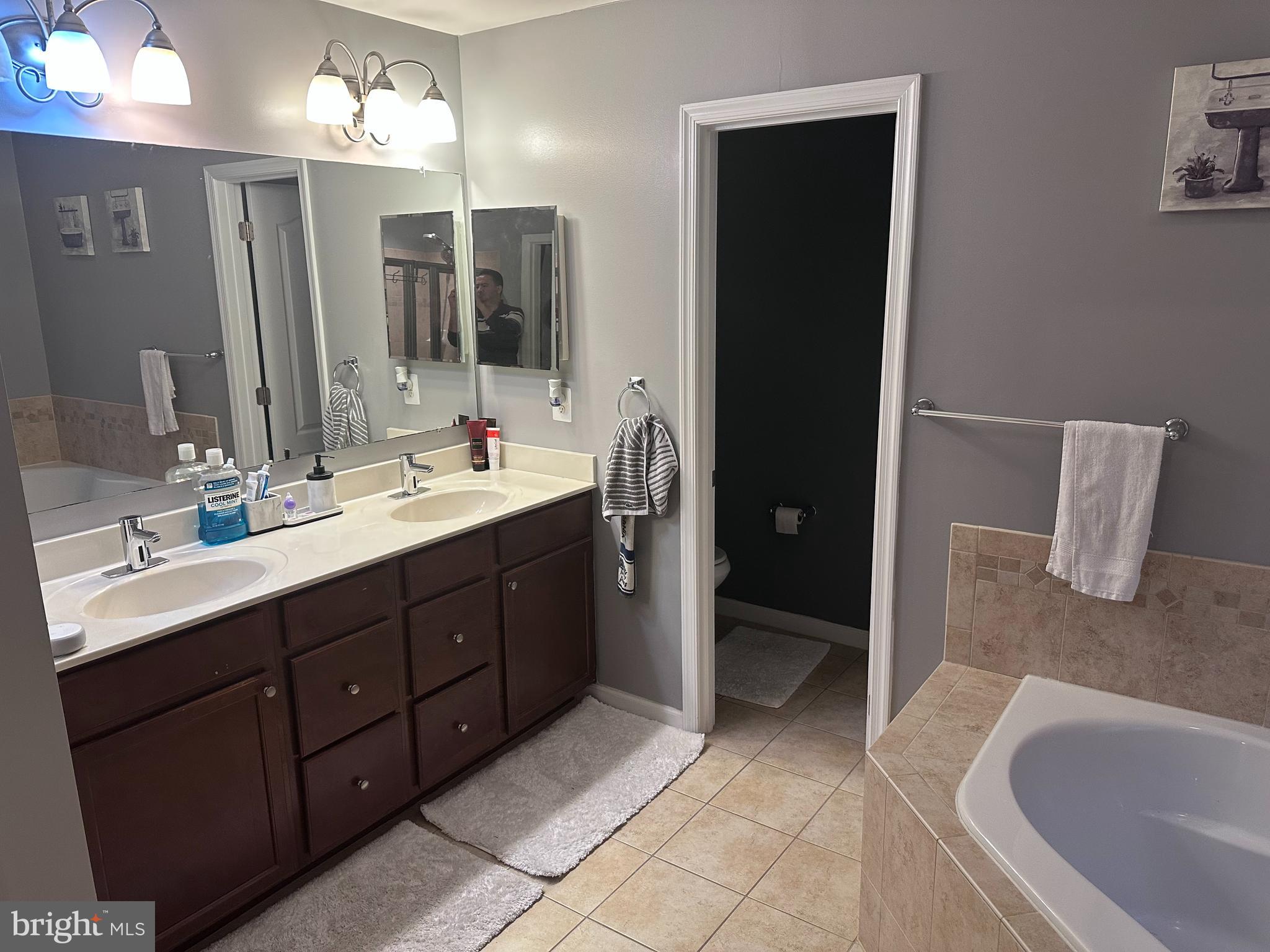 6949 HERITAGE CROSSING