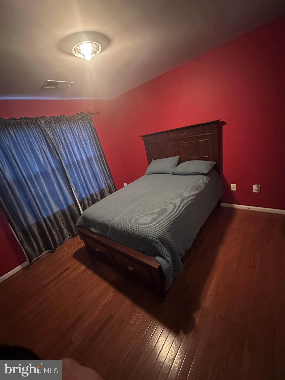 6949 HERITAGE CROSSING