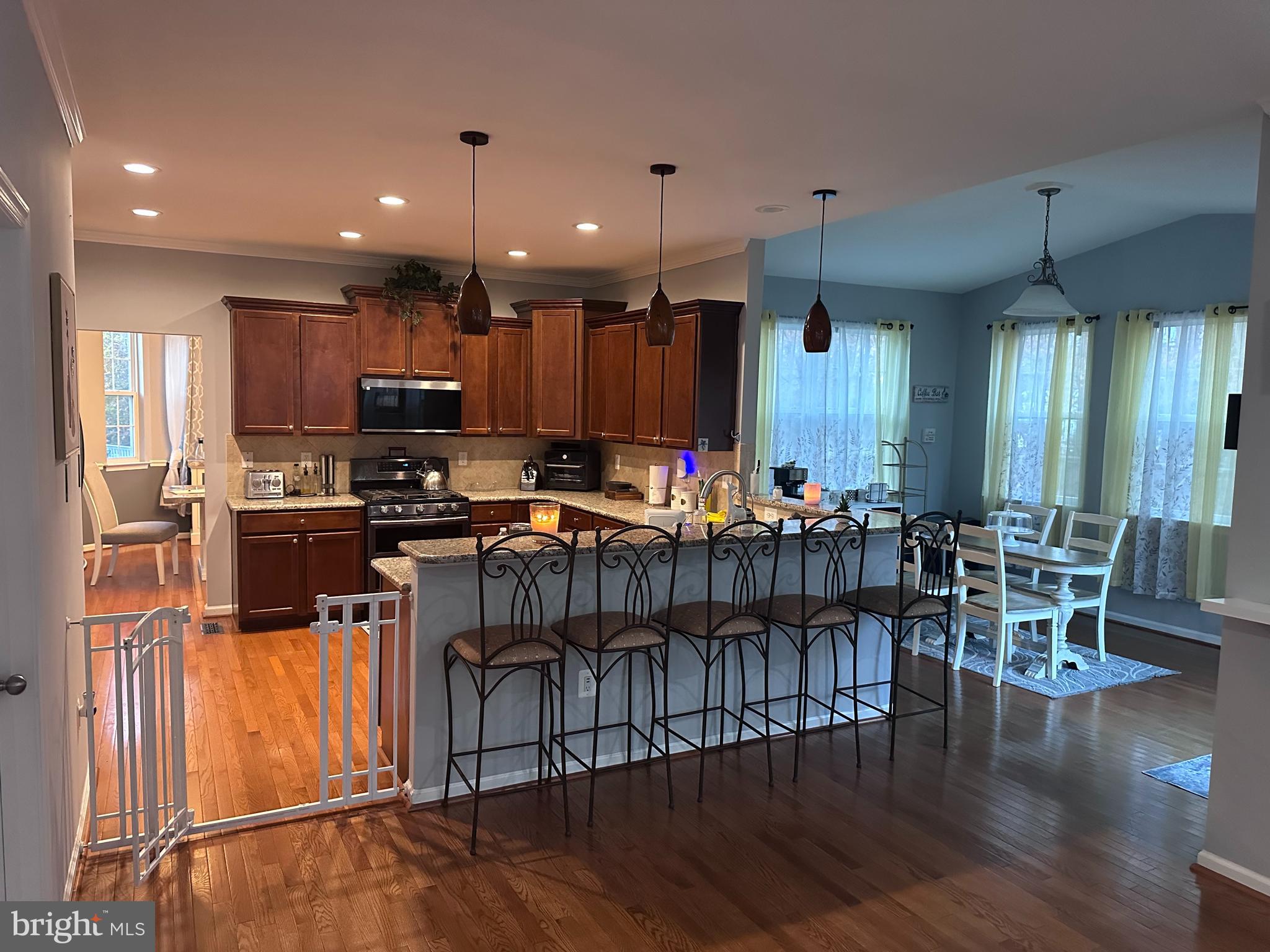 6949 HERITAGE CROSSING