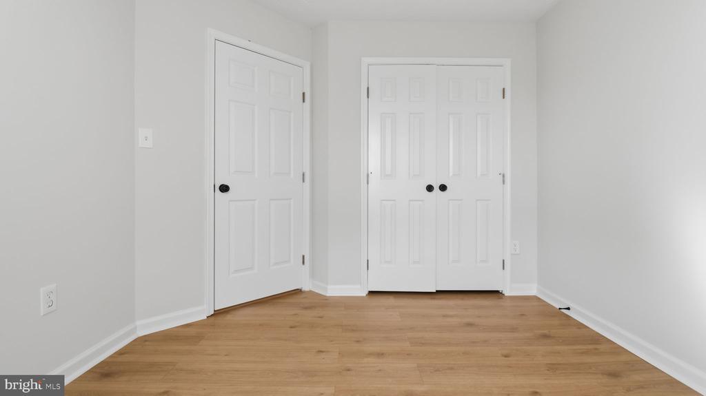 1404 PANGBOURNE WAY