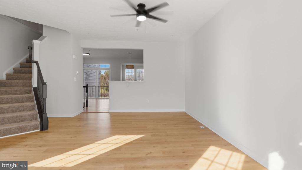 1404 PANGBOURNE WAY