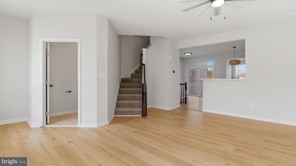 1404 PANGBOURNE WAY