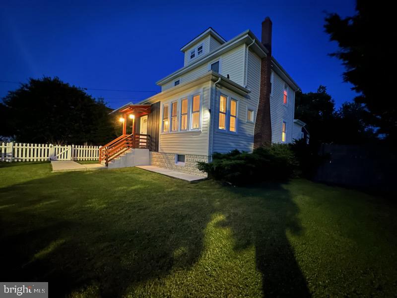 311 TOWNSEND AVENUE