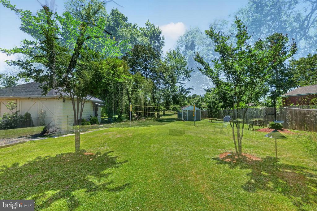 311 TOWNSEND AVENUE