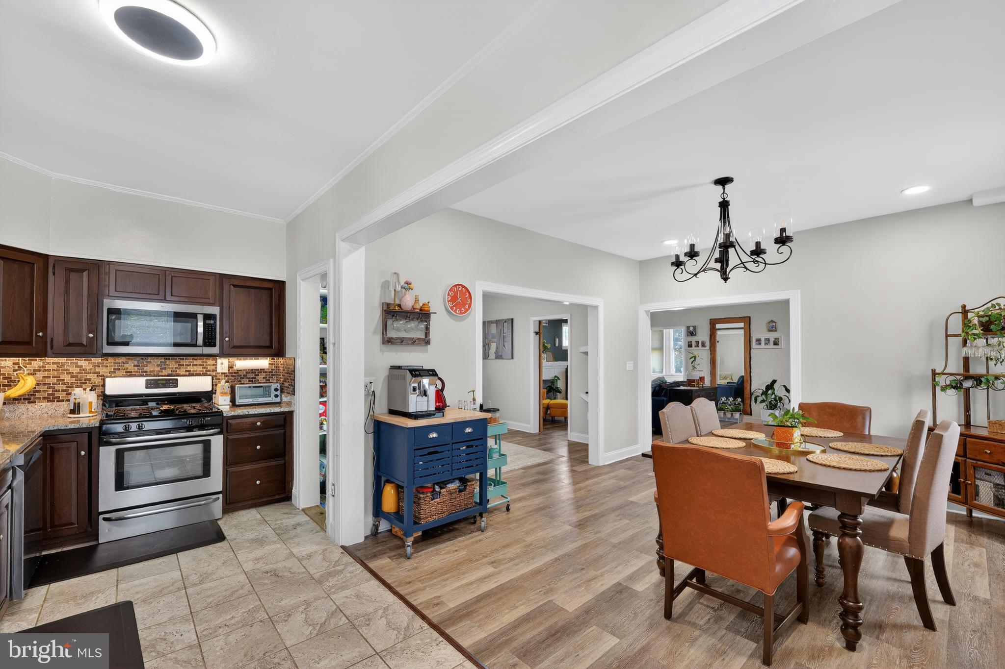 311 TOWNSEND AVENUE