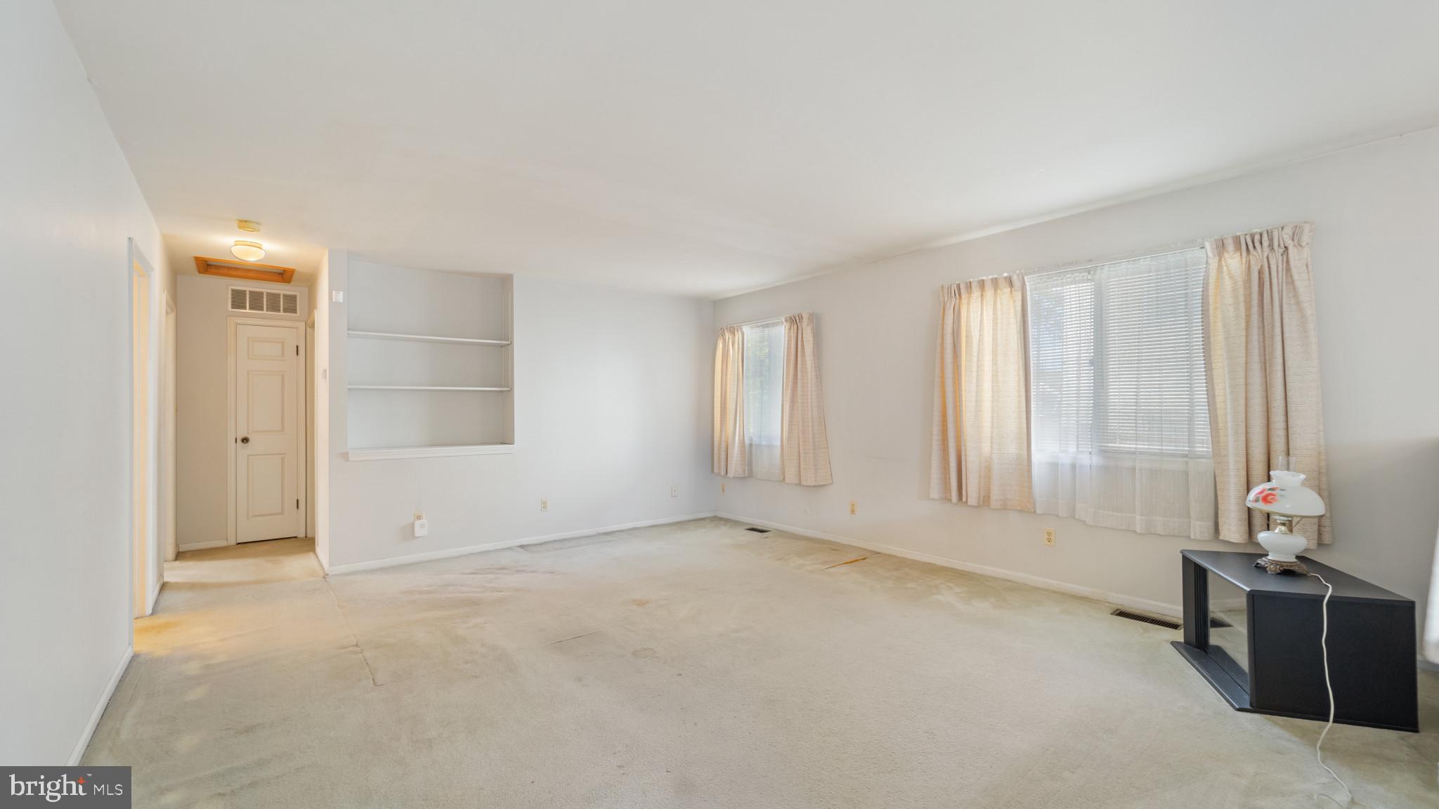 4106 Orchard AVENUE