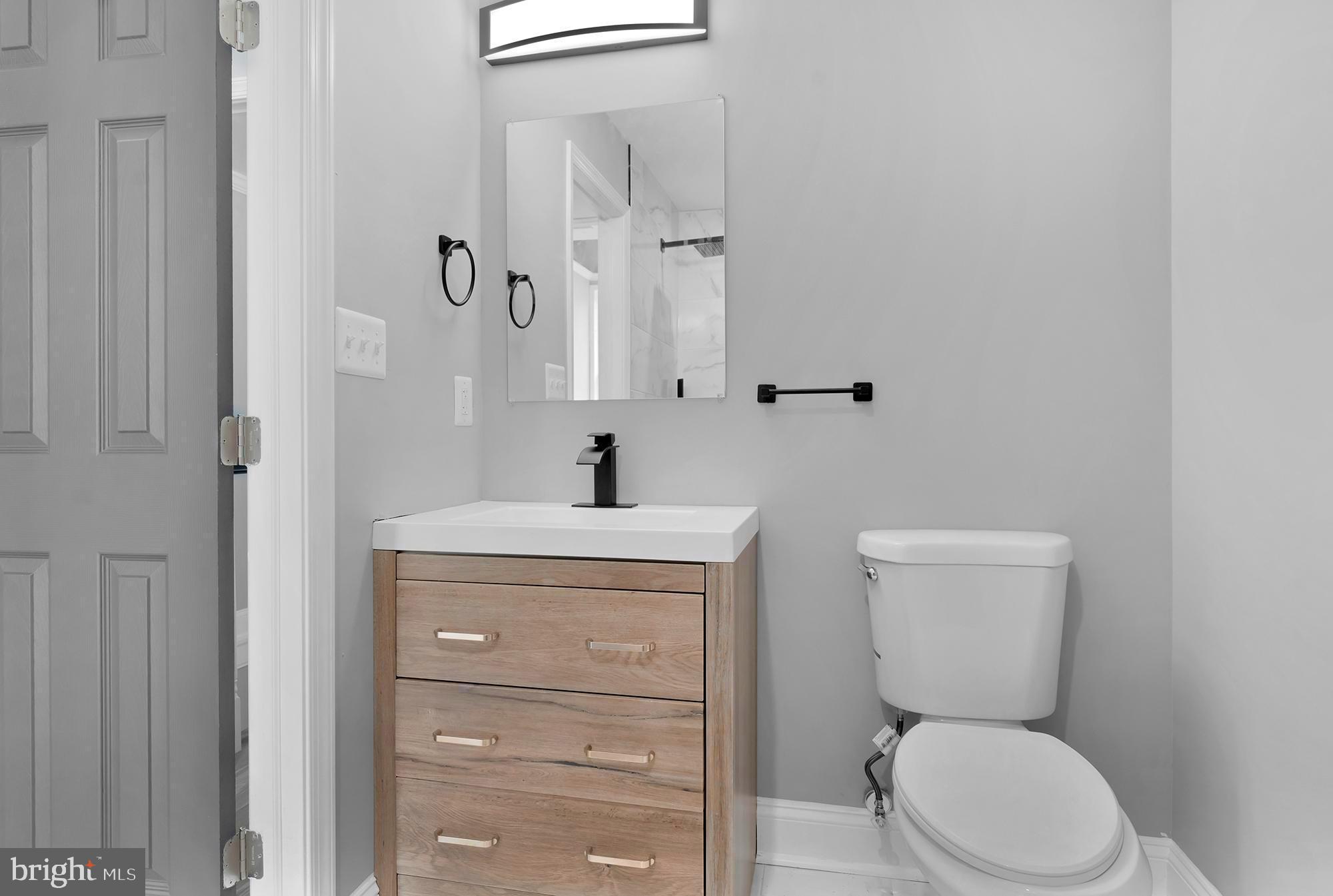 1904 W Fayette STREET